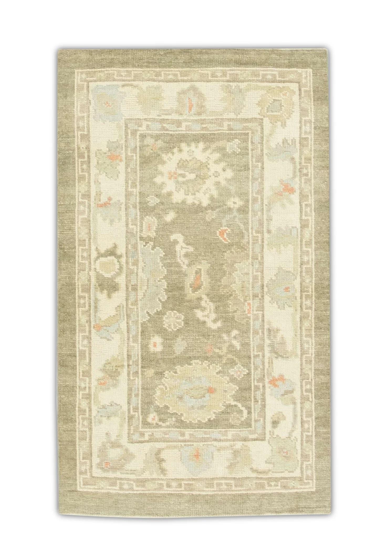 Tappeto Oushak turco in lana intrecciata a mano beige e verde 3' x 5'1