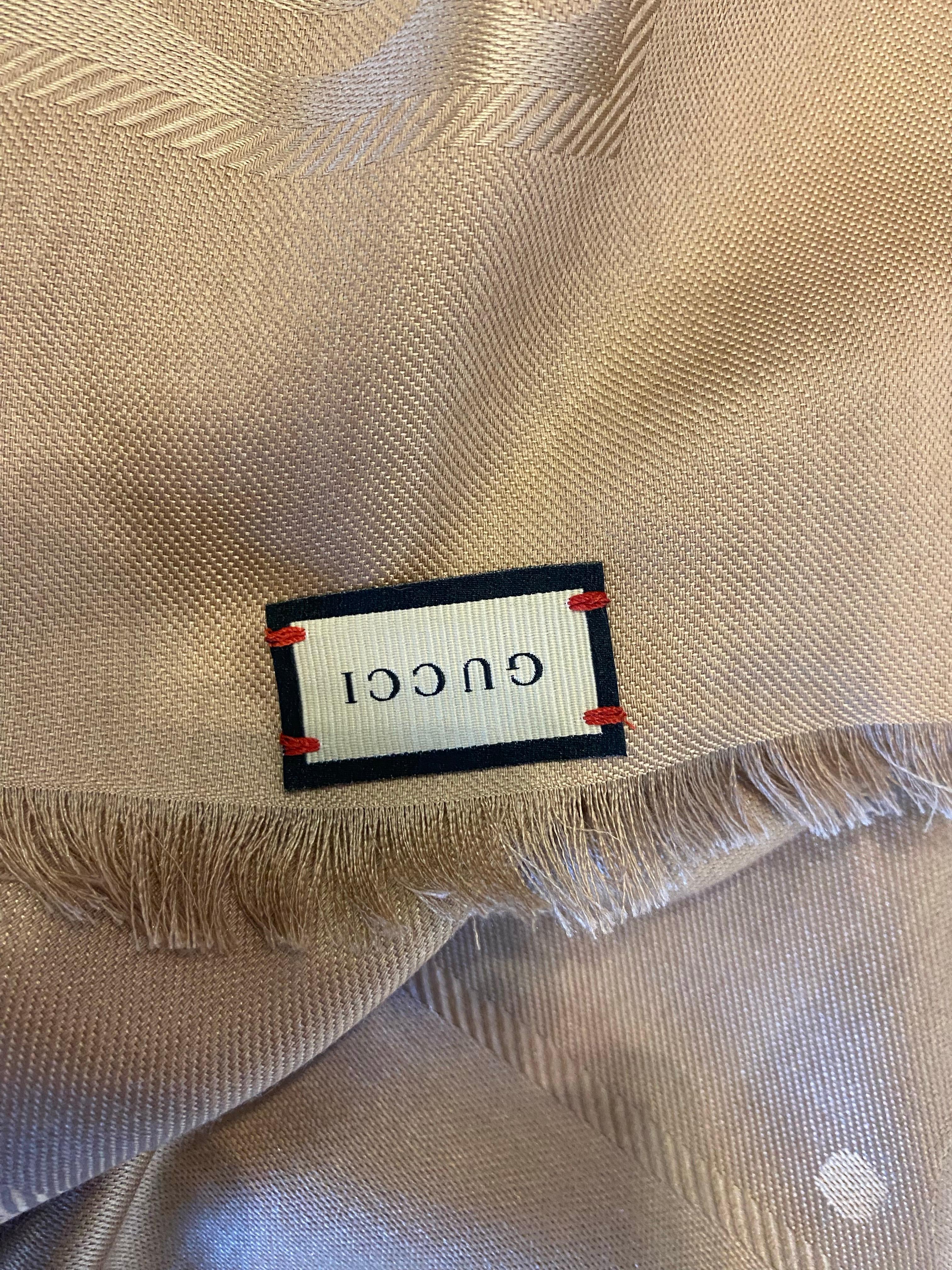 Beige Gucci Cape. 3