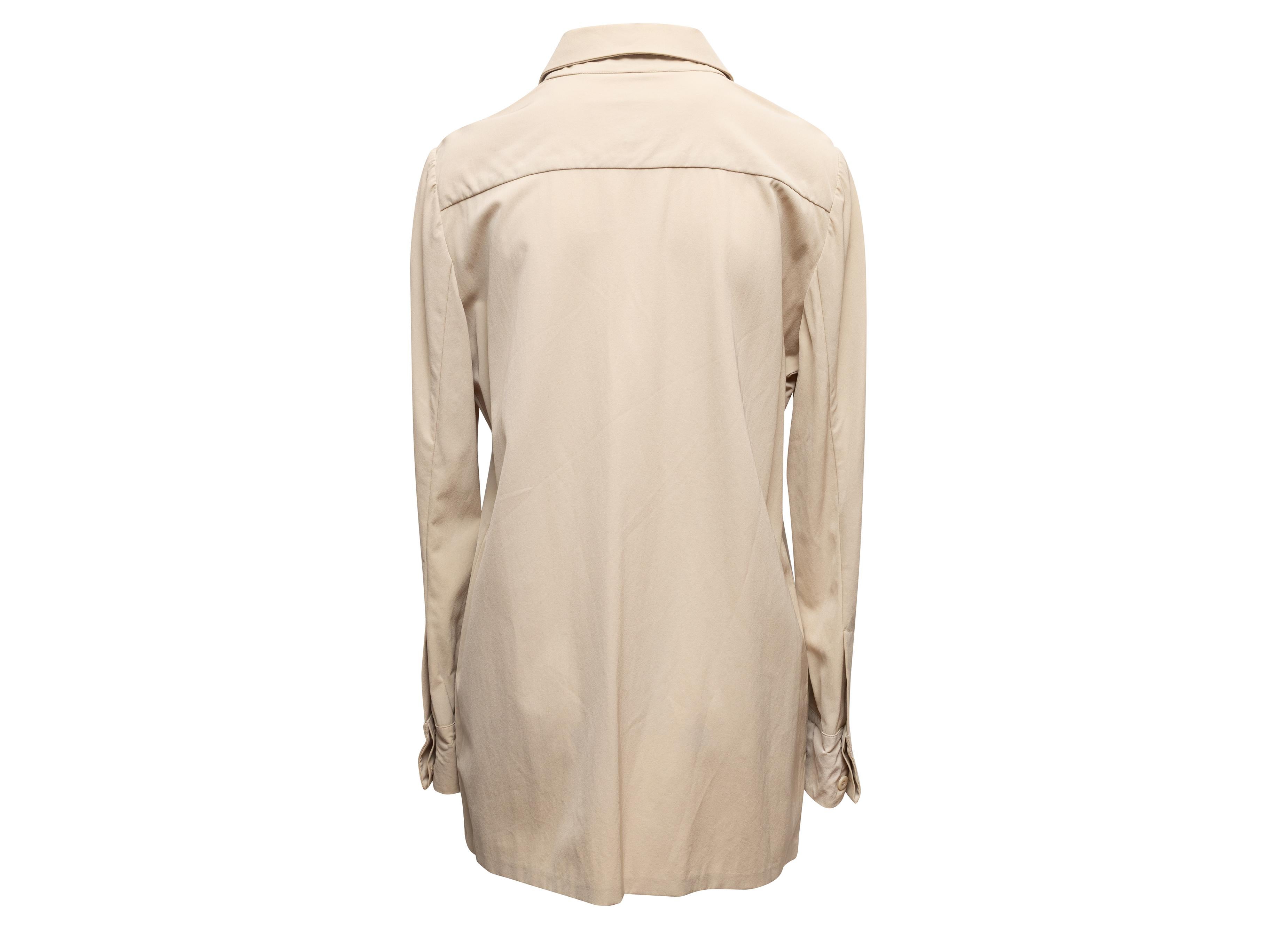 Beige Top boutonné à manches longues beige de Gucci Taille IT 42 en vente