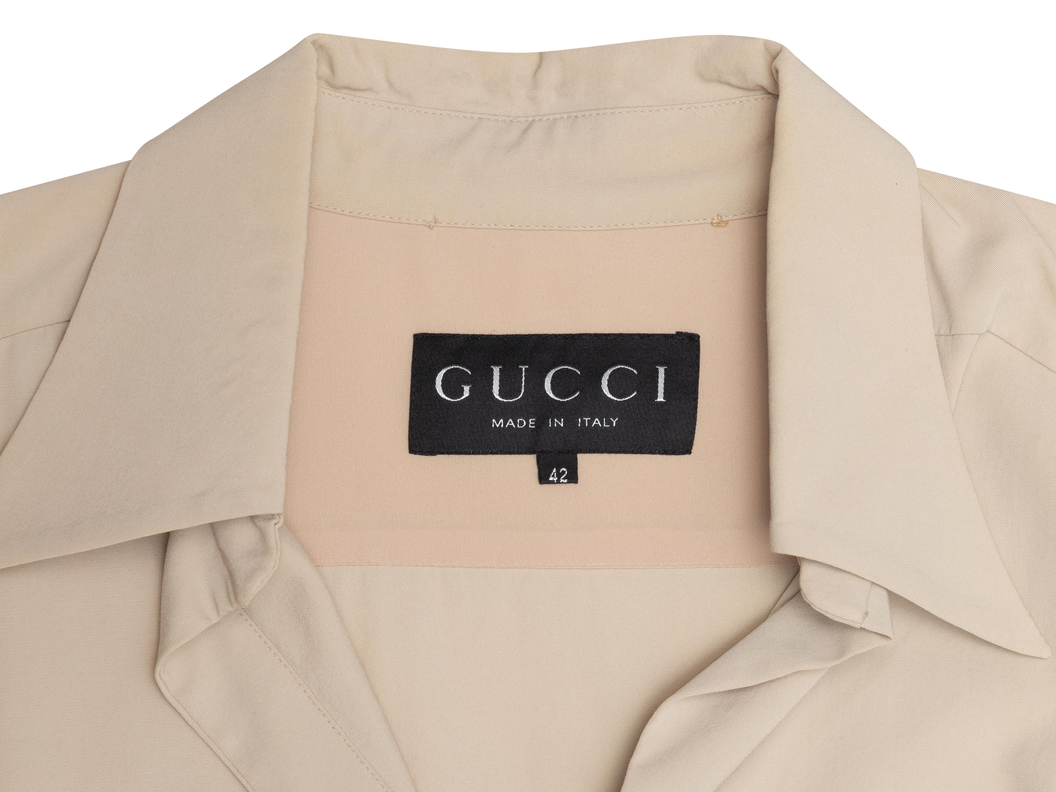 Top boutonné à manches longues beige de Gucci Taille IT 42 Bon état - En vente à New York, NY