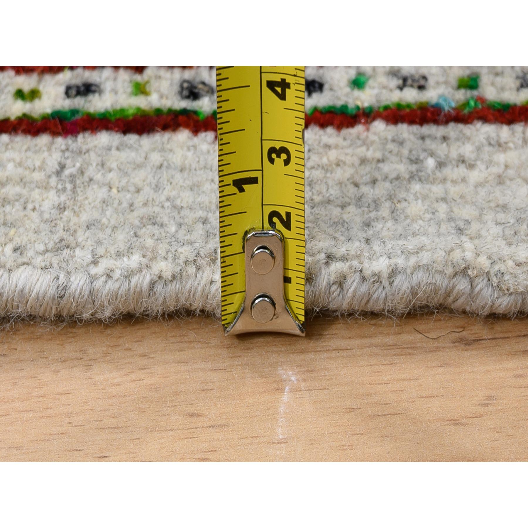 Tappeto orientale Sarouk beige annodato a mano in lana e seta Sari 8'8