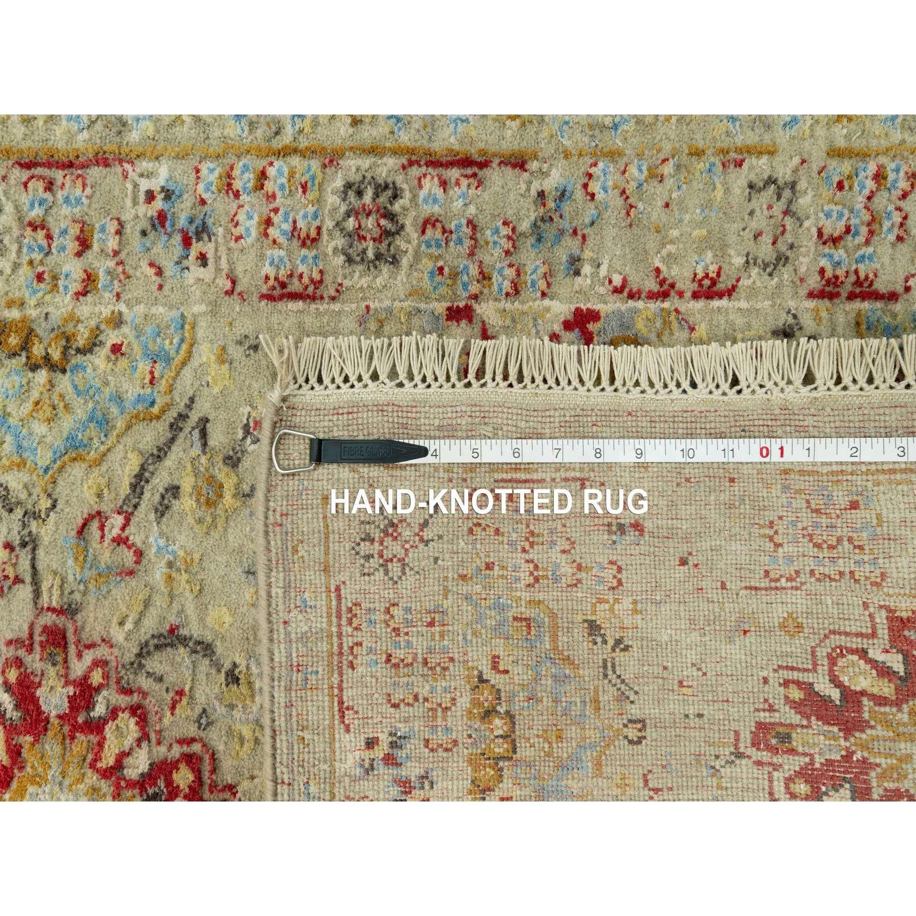 Handgeknüpfter, weicher, glänzender Wollteppich The Sunset Rosettes in Beige 2'9