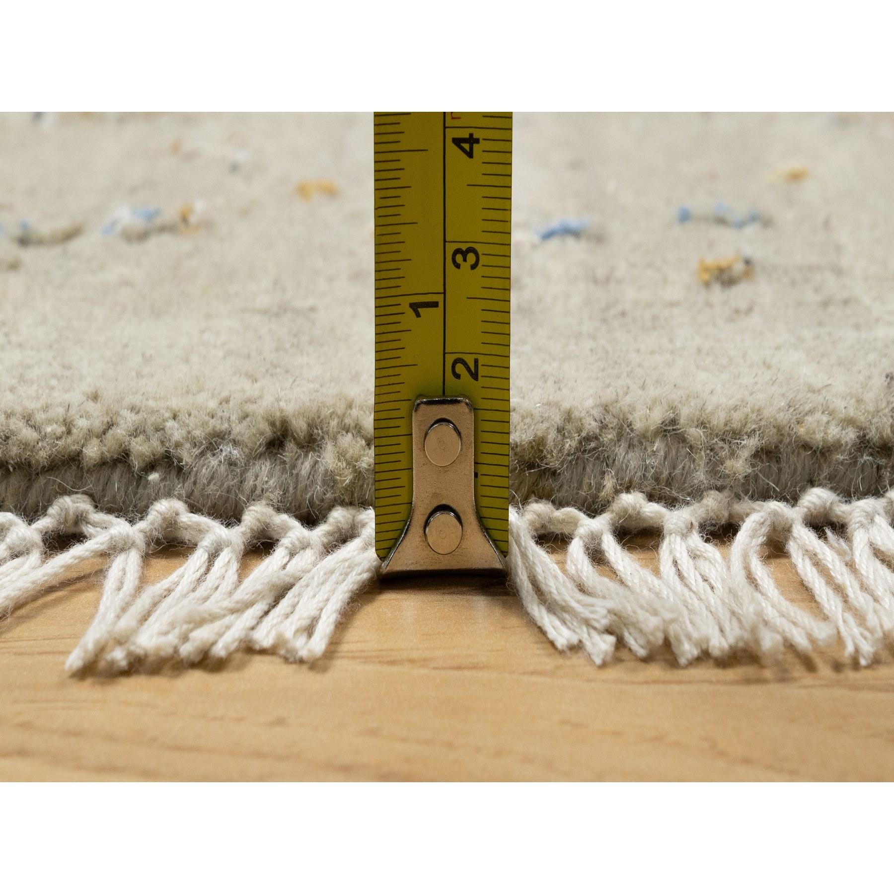 Tappeto rotondo in lana e pura seta beige annodato a mano The Sunset Rosettes 12' x 12' in vendita 2