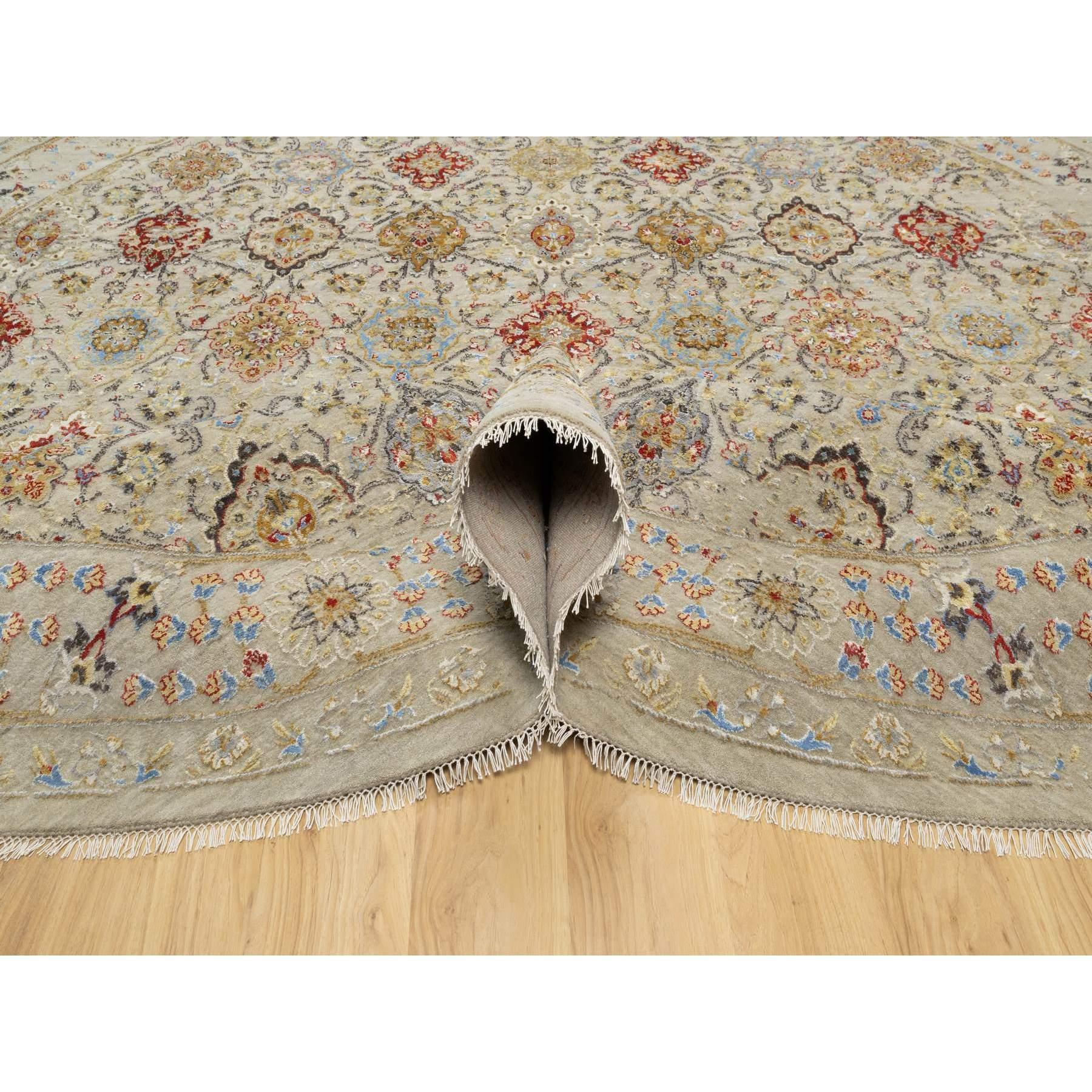 Annodato a mano Tappeto rotondo in lana e pura seta beige annodato a mano The Sunset Rosettes 12' x 12' in vendita