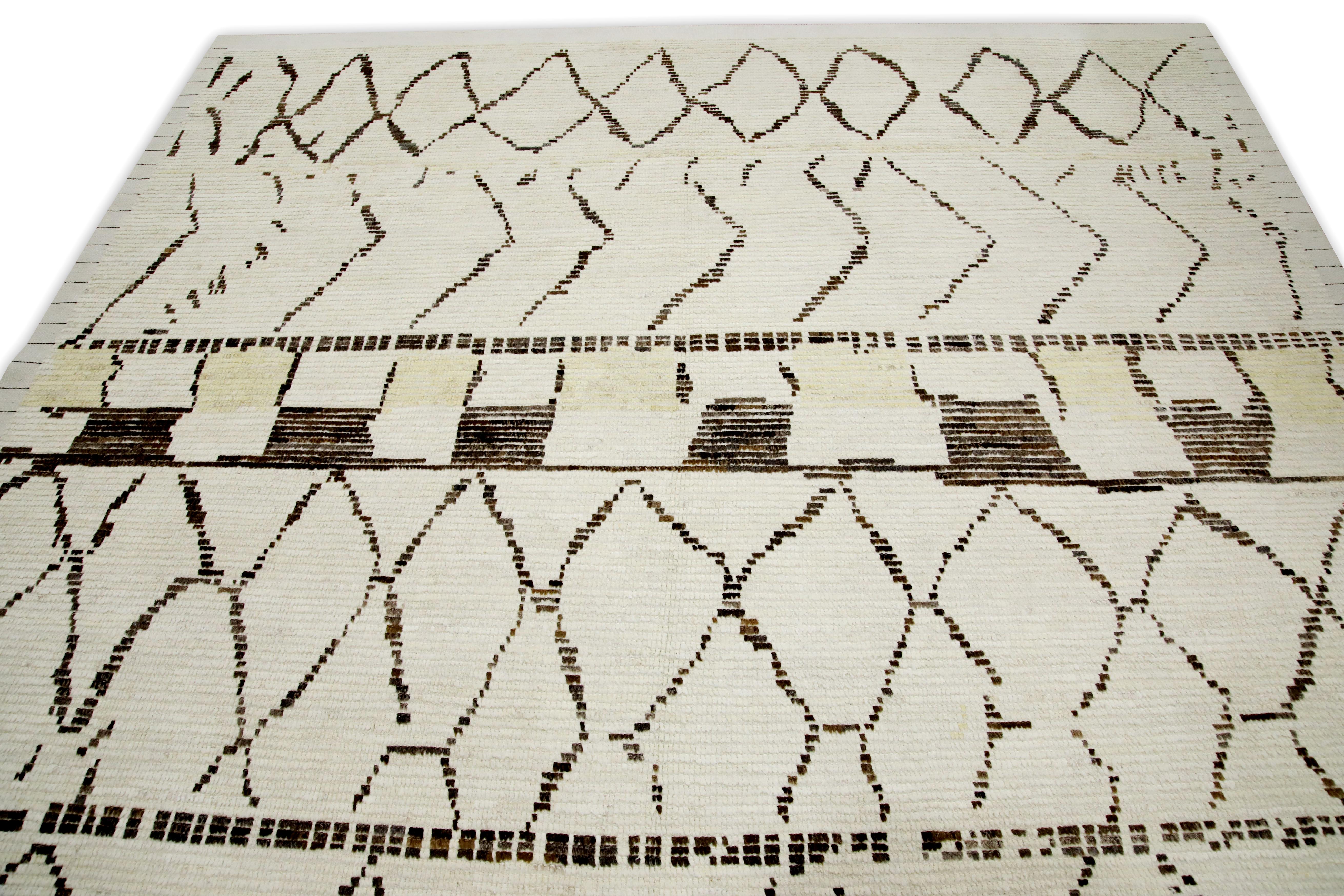 Turkish Beige Handmade Wool Tulu Rug in Brown Geometric Design 8'4