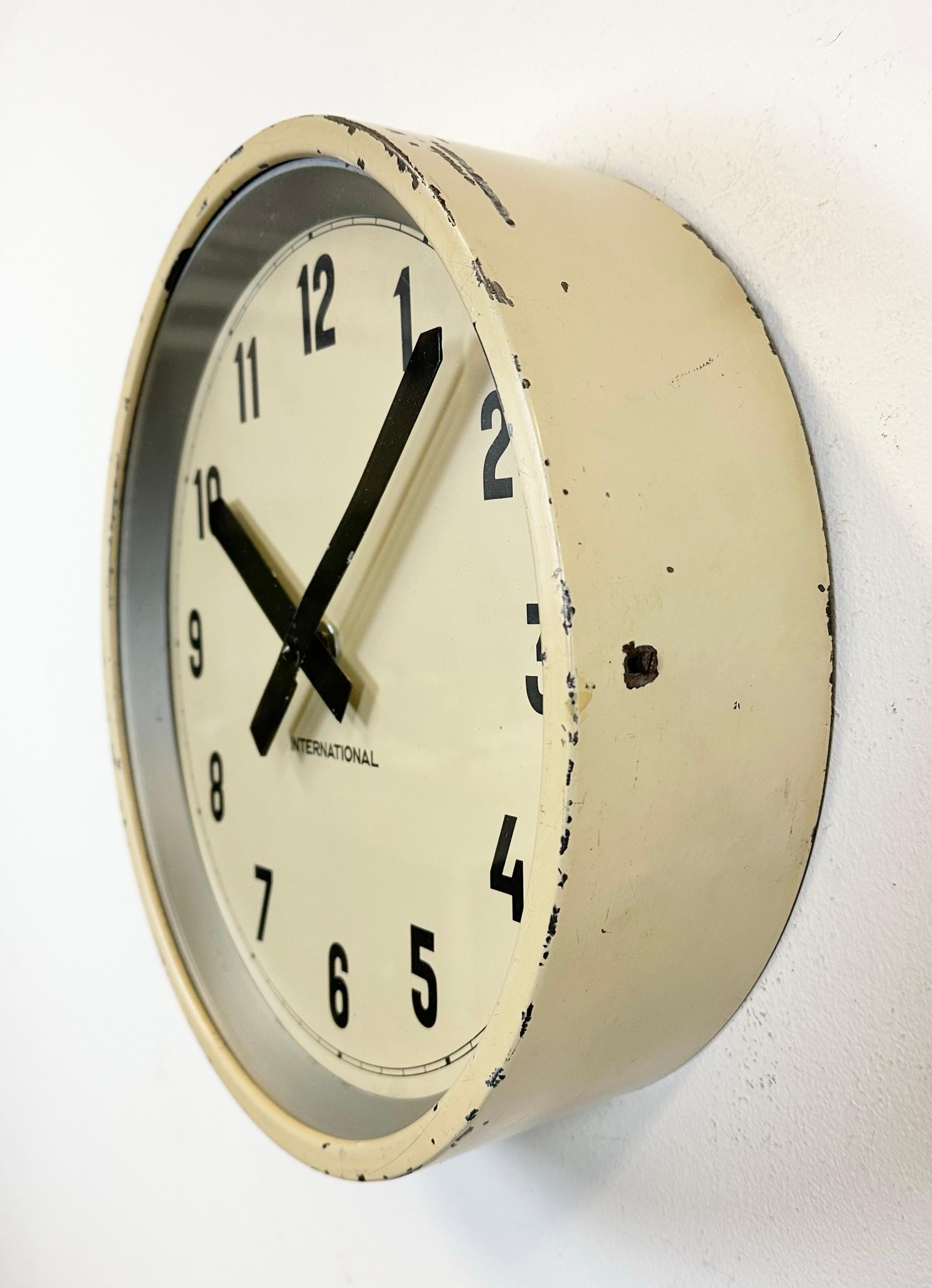Beige Industrial Factory Wall Clock from International, 1950s In Good Condition For Sale In Kojetice, CZ