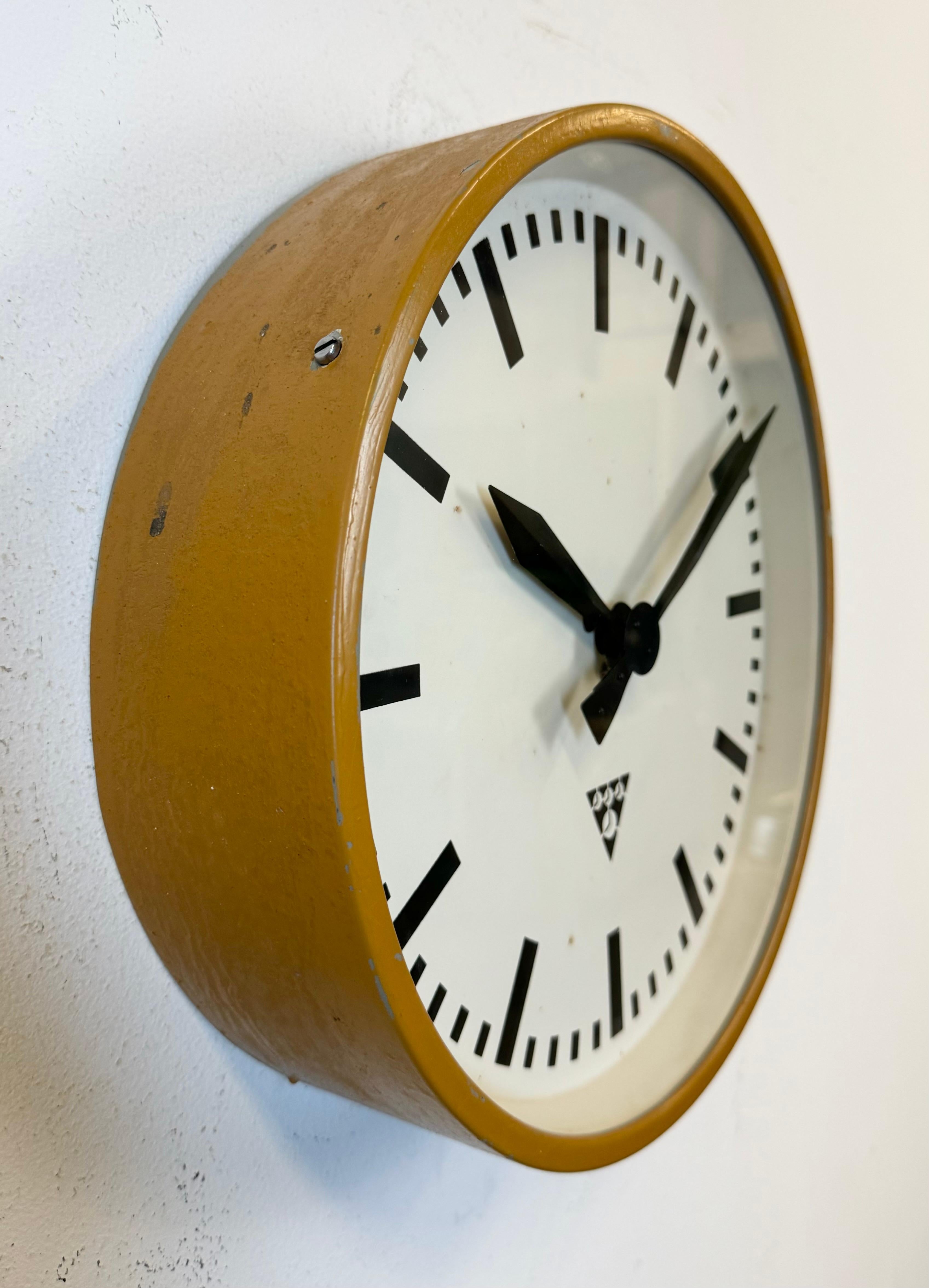 20th Century Beige Industrial Factory Wall Clock from Pragotron, 1960s For Sale