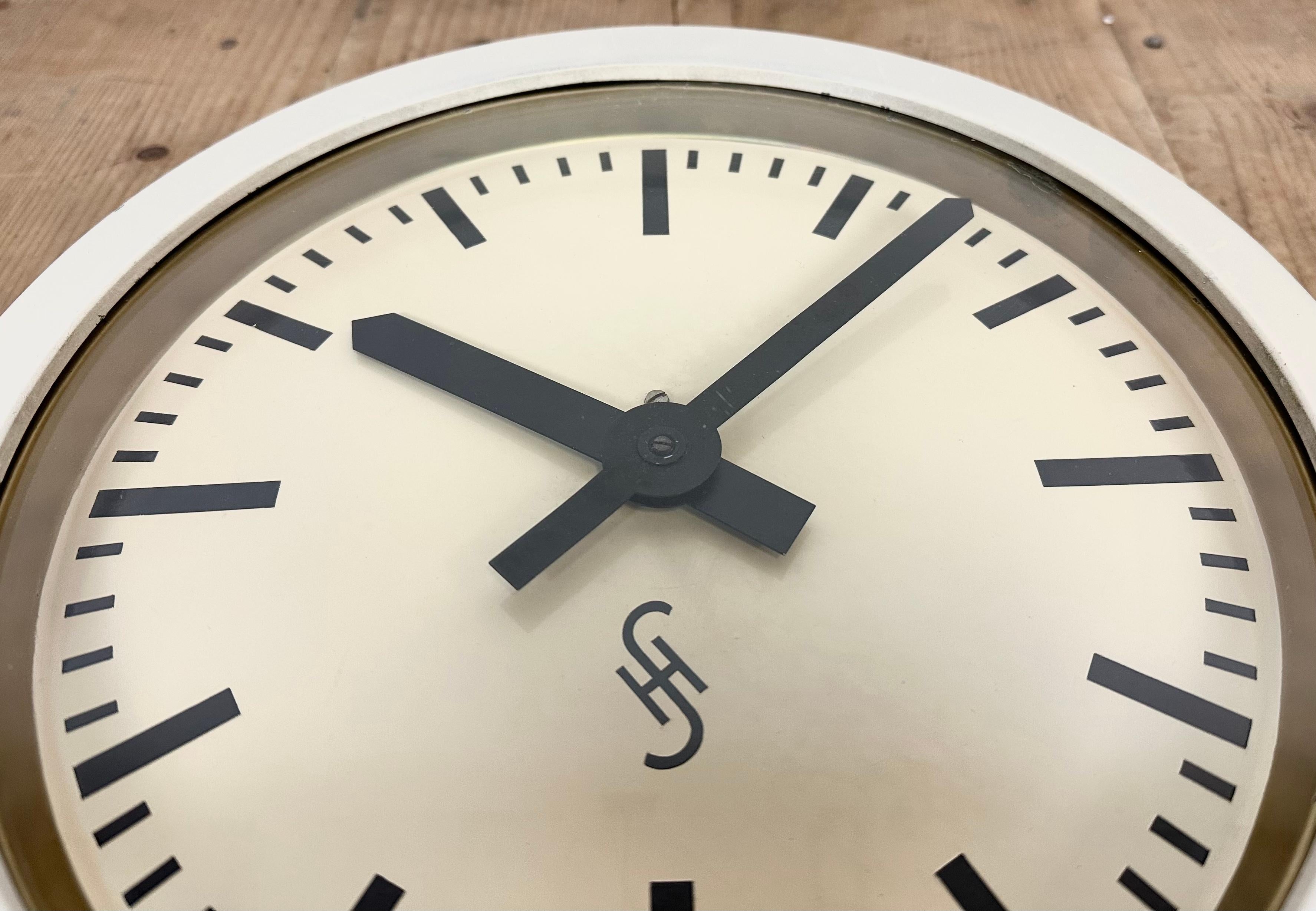 Beige Industrial Factory Wall Clock from Siemens, 1950s For Sale 3