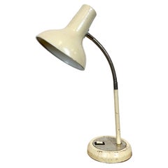 Vintage Beige Industrial Gooseneck Table Lamp, 1960s