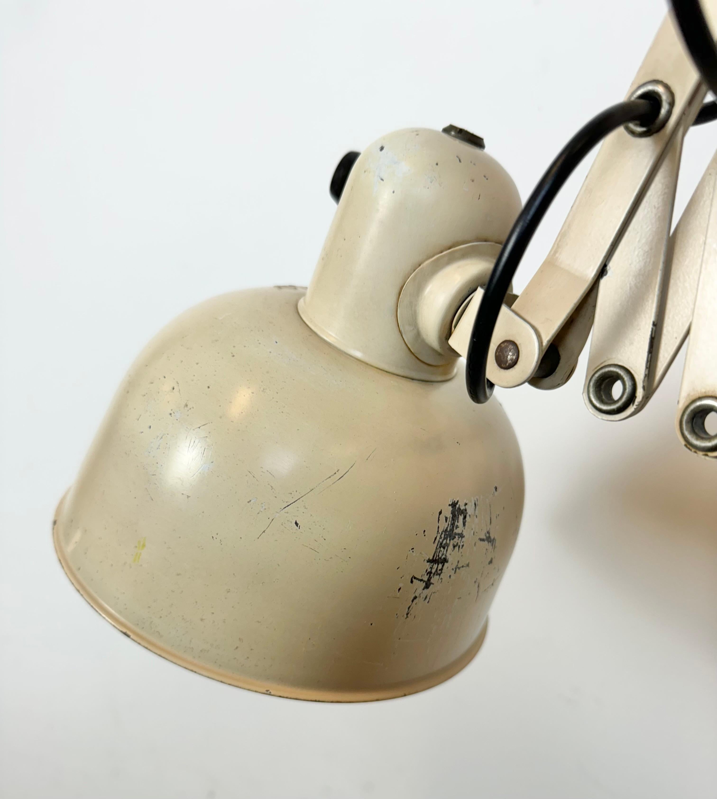 Beige Industrial Midcentury Scissor Wall Lamp from Wila Leuchten, 1960s For Sale 5