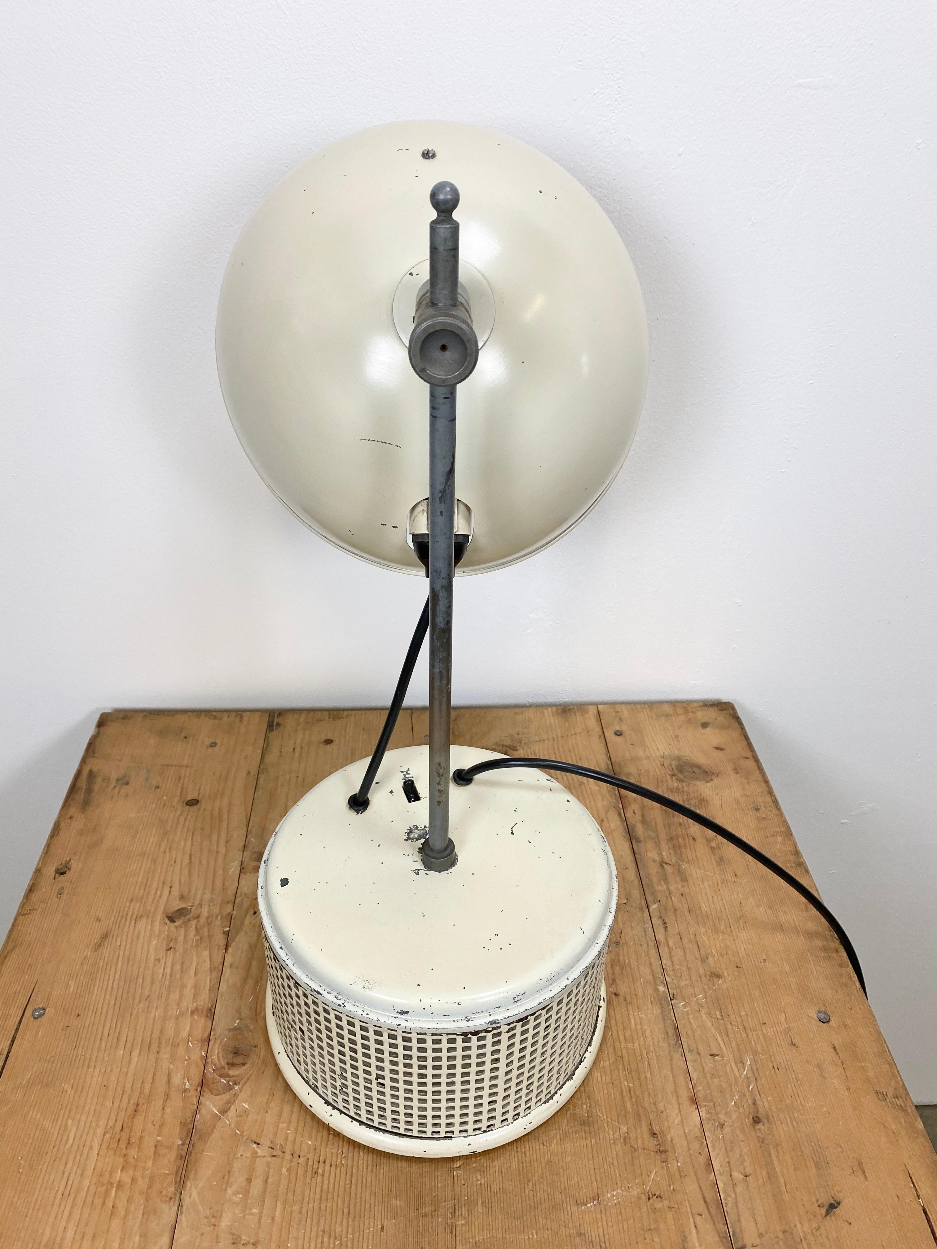 Beige Industrial Table Lamp, 1950s In Good Condition In Kojetice, CZ