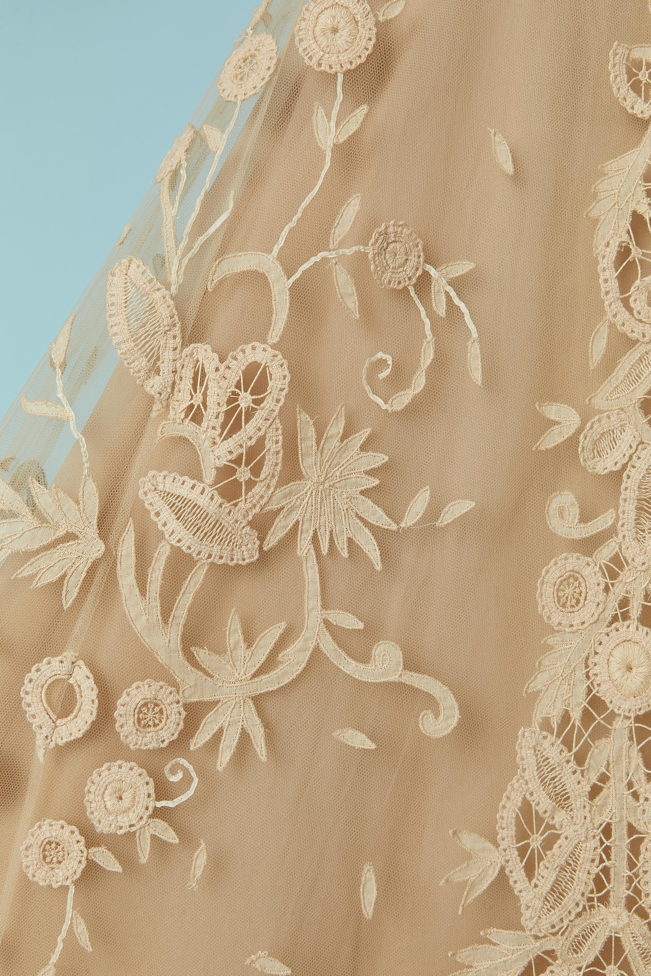 beige lace and tulle evening dress with gold beadwork VALENTINO 1