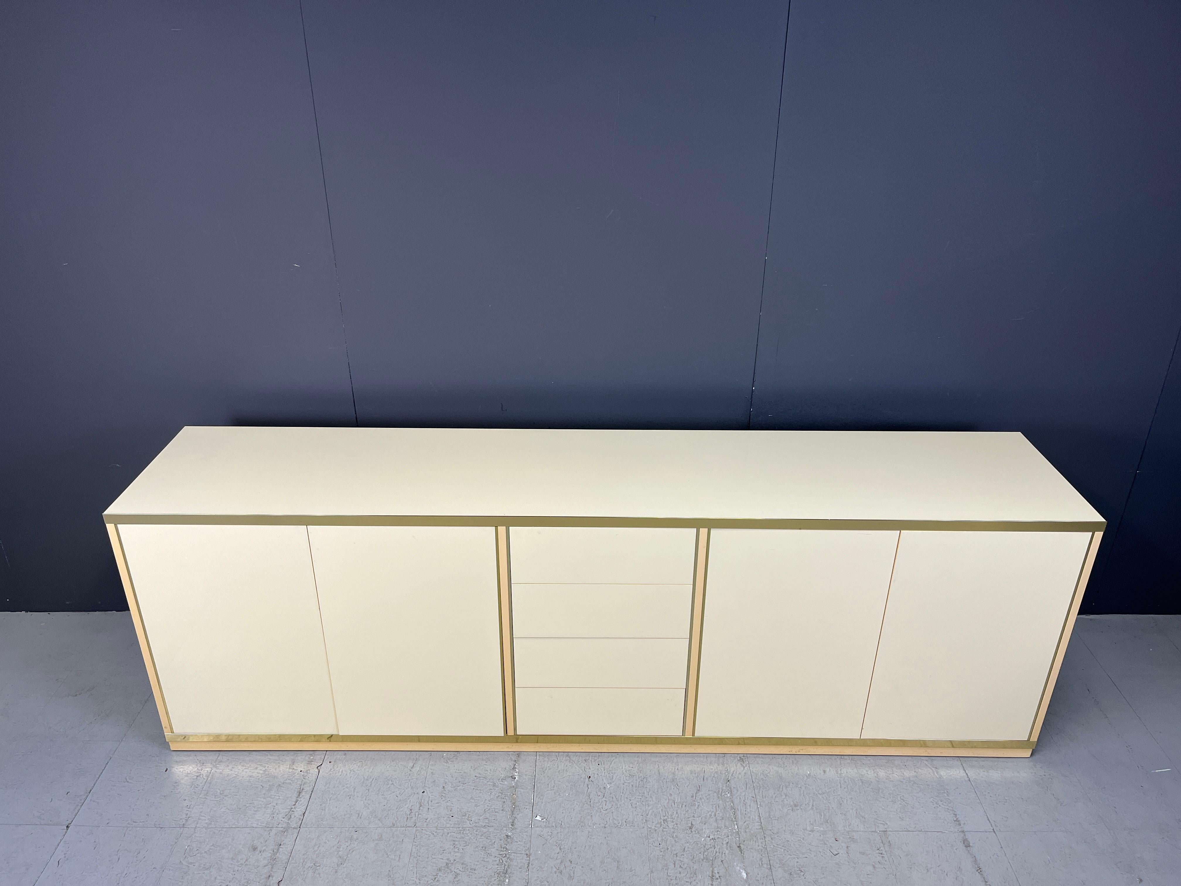 Crédence beige à la manière de Jean Claude Mahey, 1970 Bon état - En vente à Leuven, Vlaams Gewest