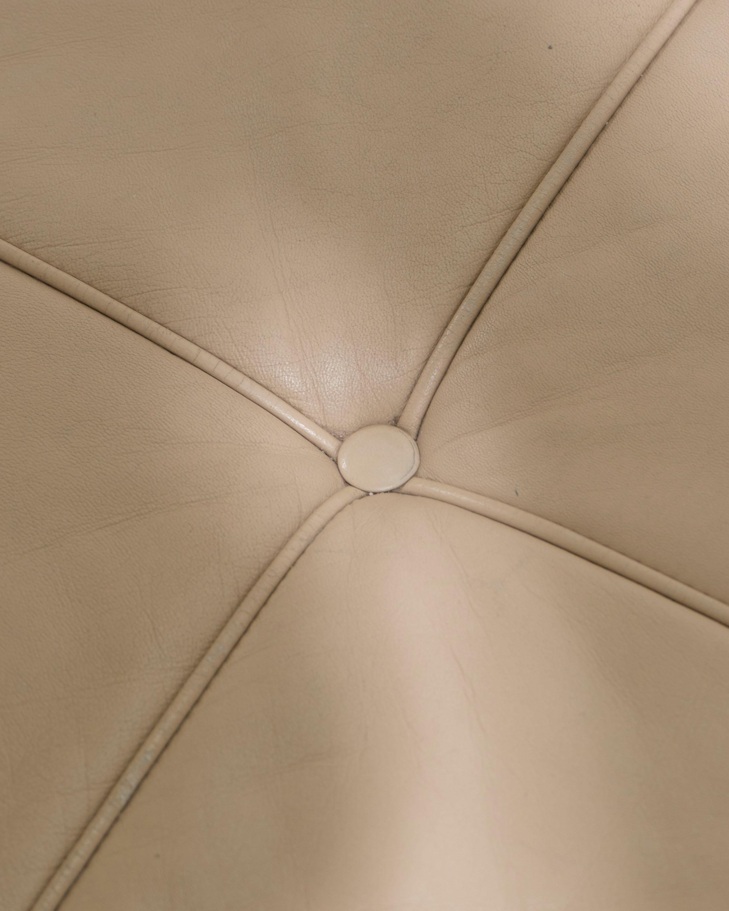 Lit de jour en cuir beige et travertin, années 1980 en vente 5