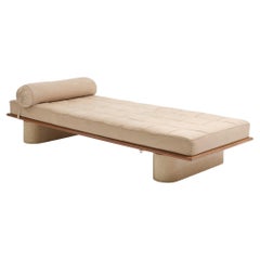 Lit de jour en cuir beige et travertin, années 1980