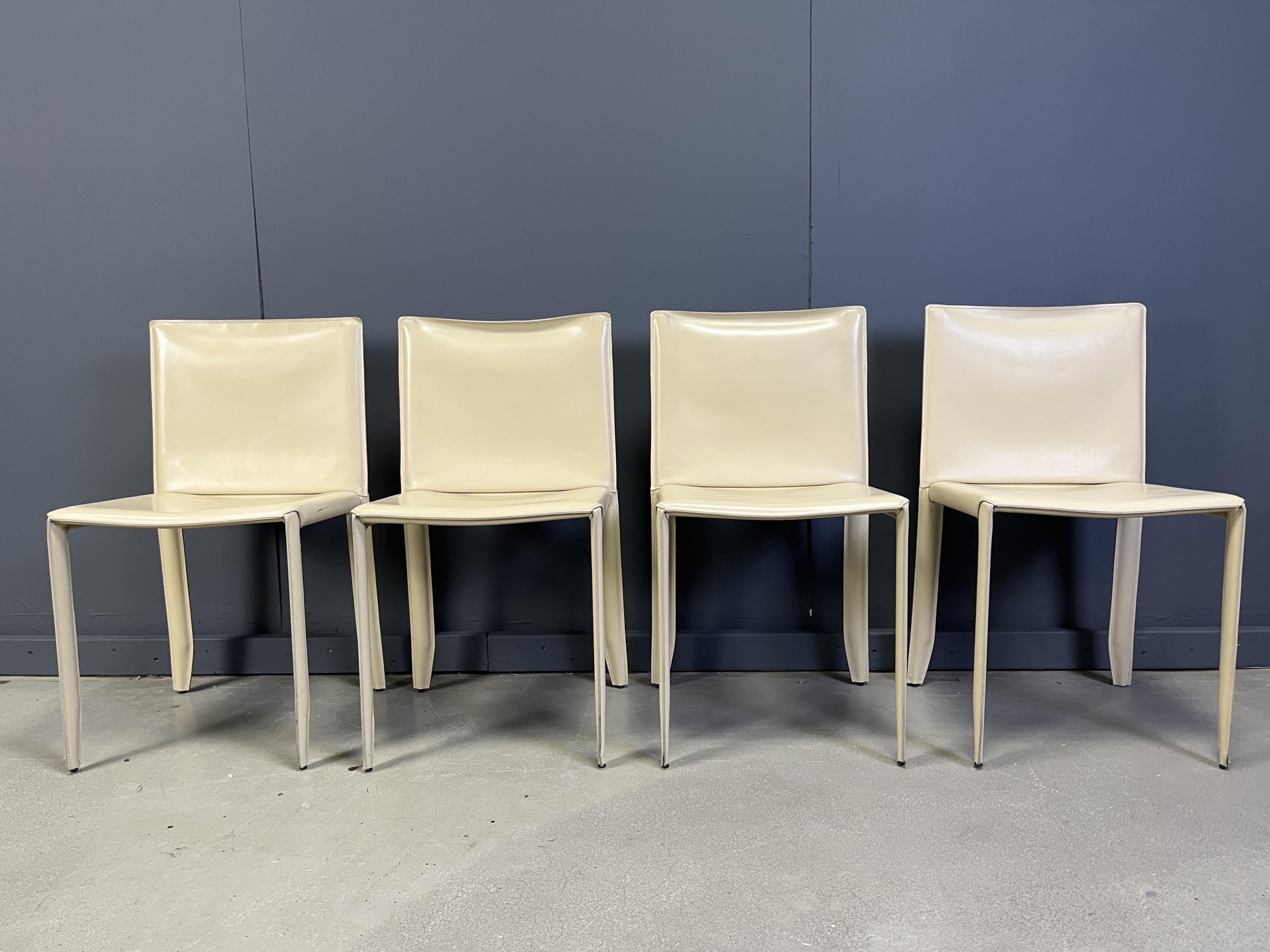 Sedie da pranzo in pelle beige di Cattelan Italia, set di 4 - anni '80 in vendita 5