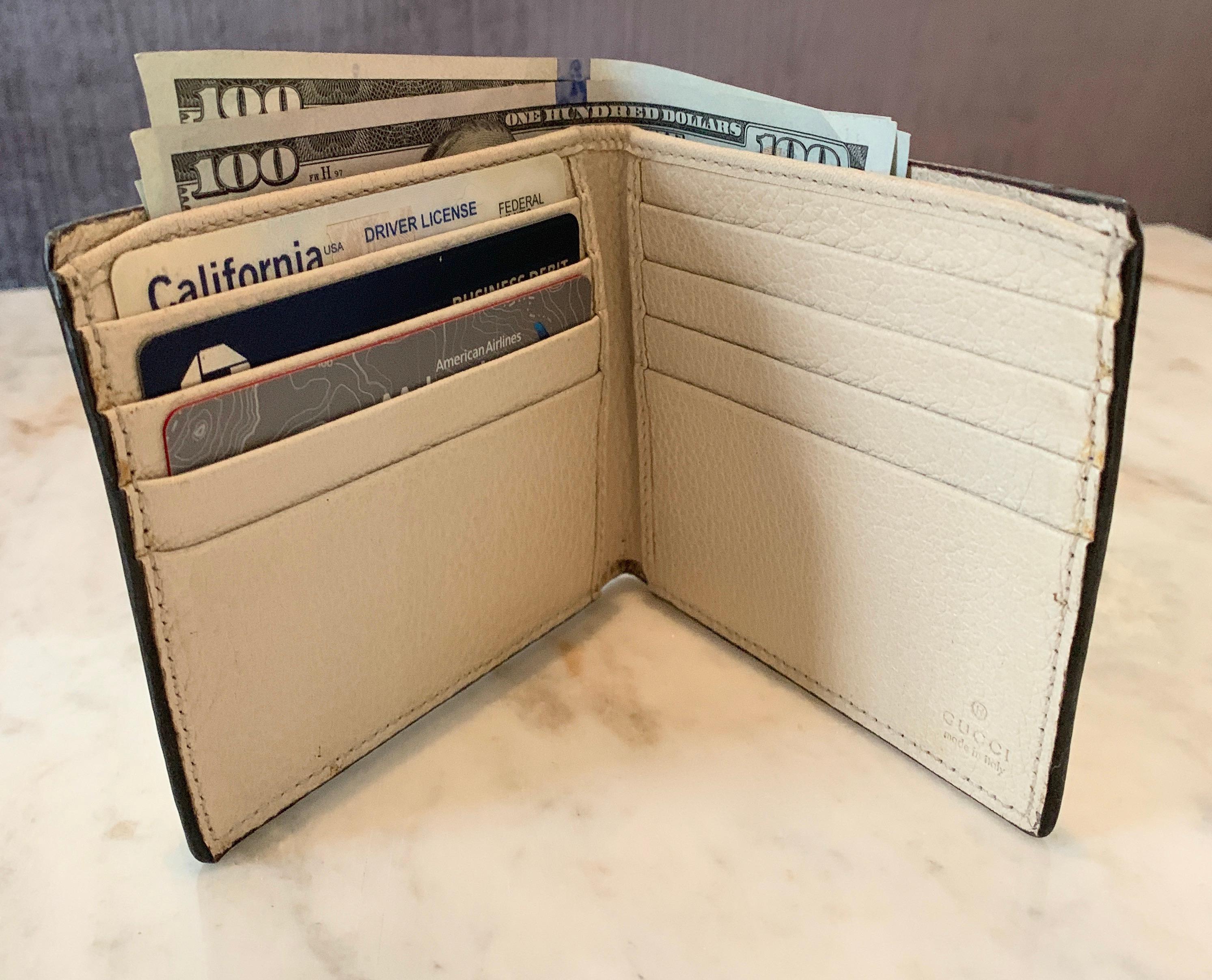 gucci wallet made in italy price