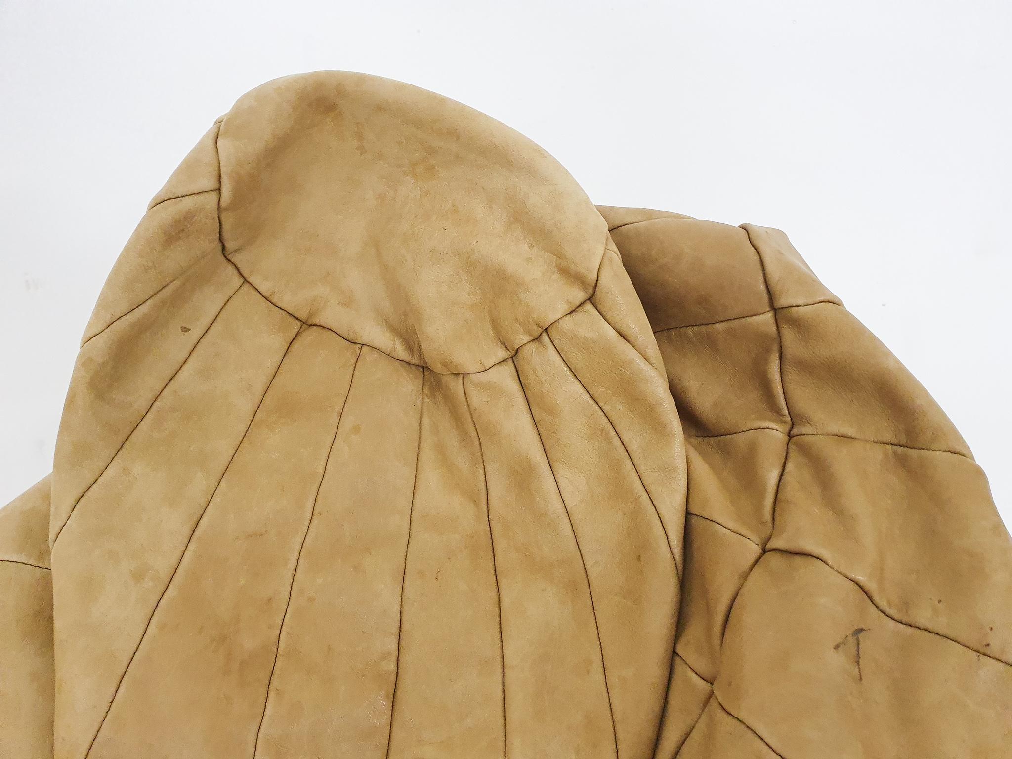 Beige leather patchwork bean bag, in the style of De Sede, 1960's In Good Condition In Amsterdam, NL