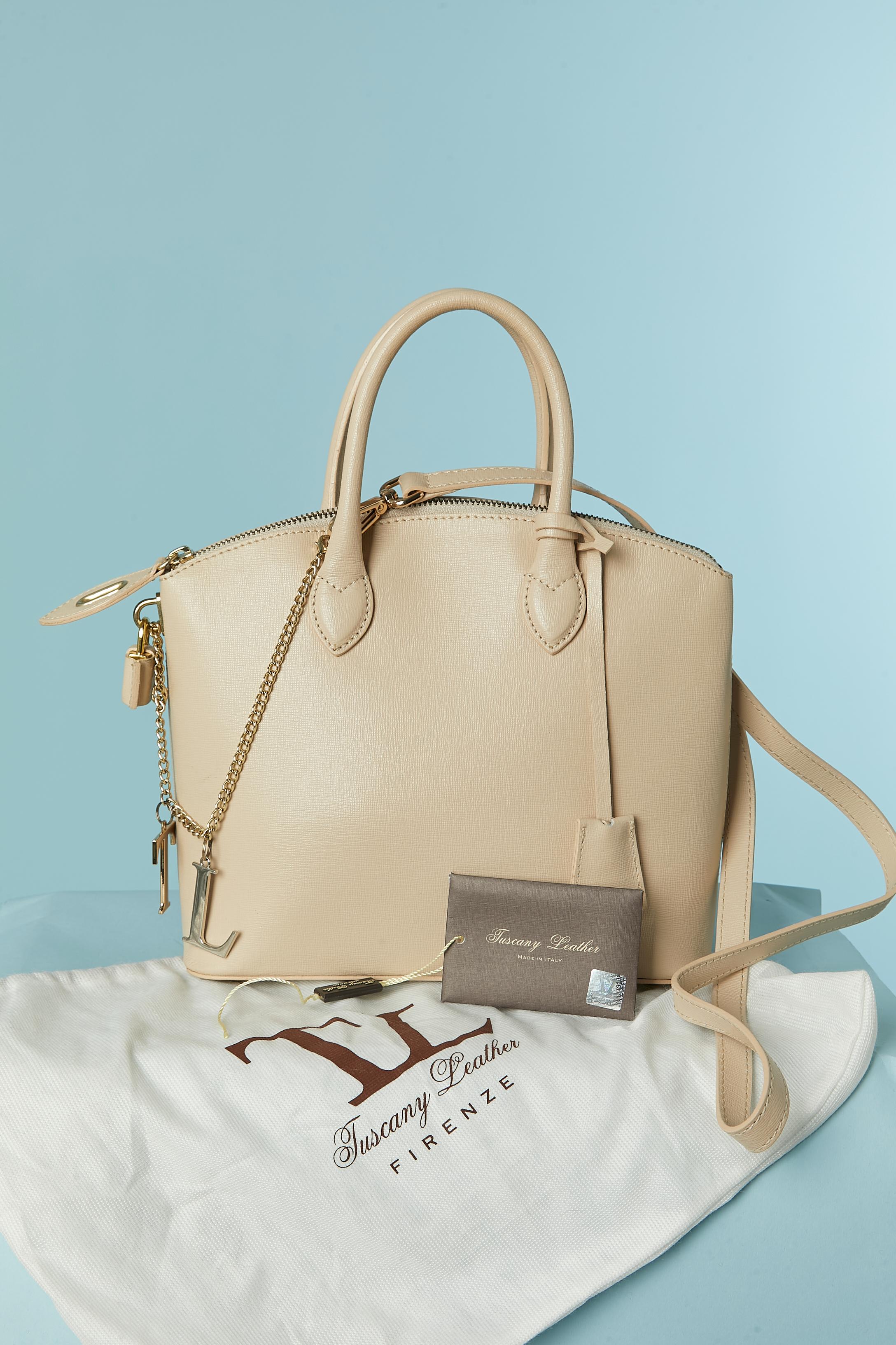 Borsa top handle in pelle beige Tuscany Leather in vendita 1