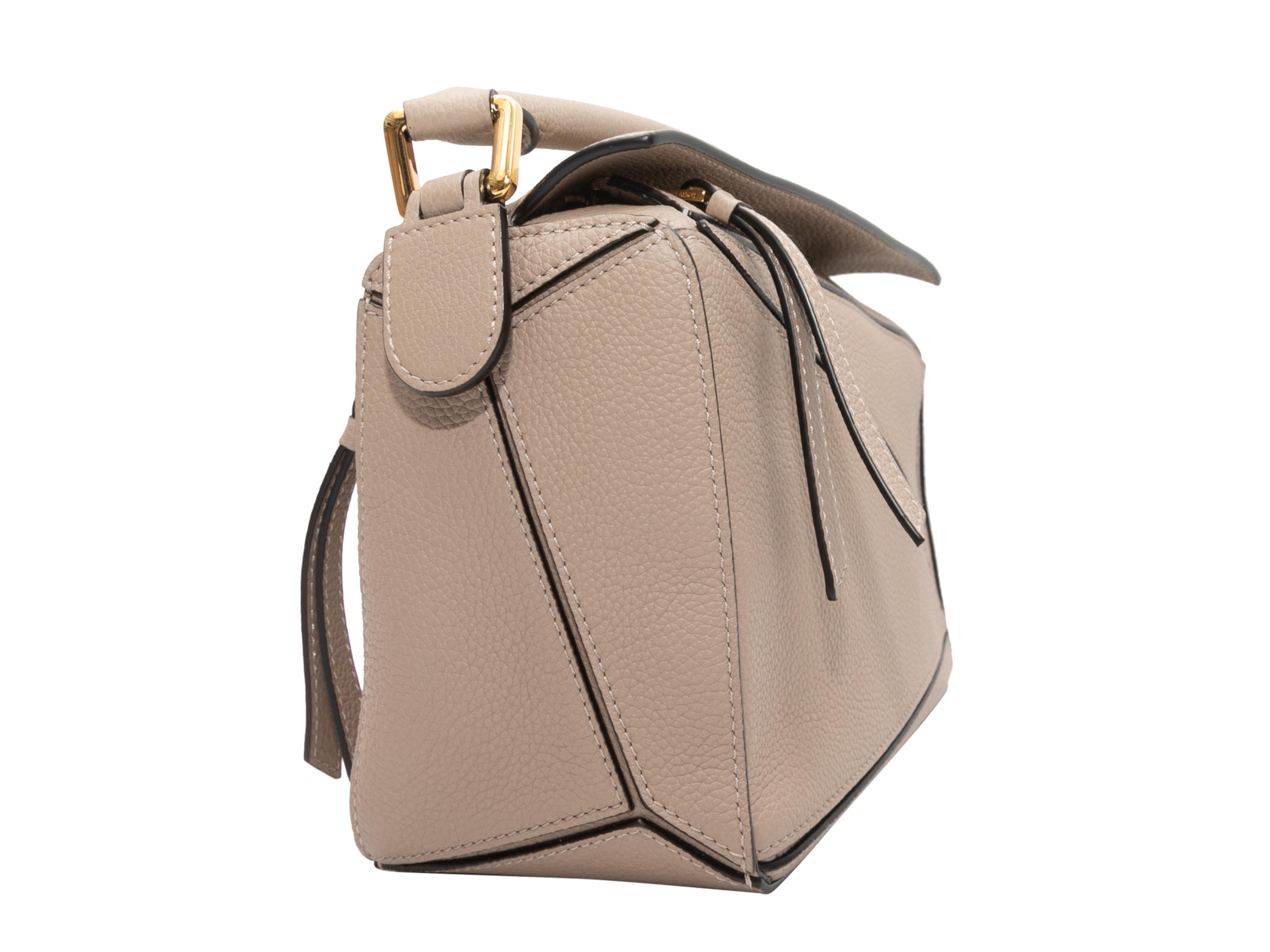 Beige Loewe Small Leather Puzzle Crossbody Bag In Good Condition For Sale In New York, NY