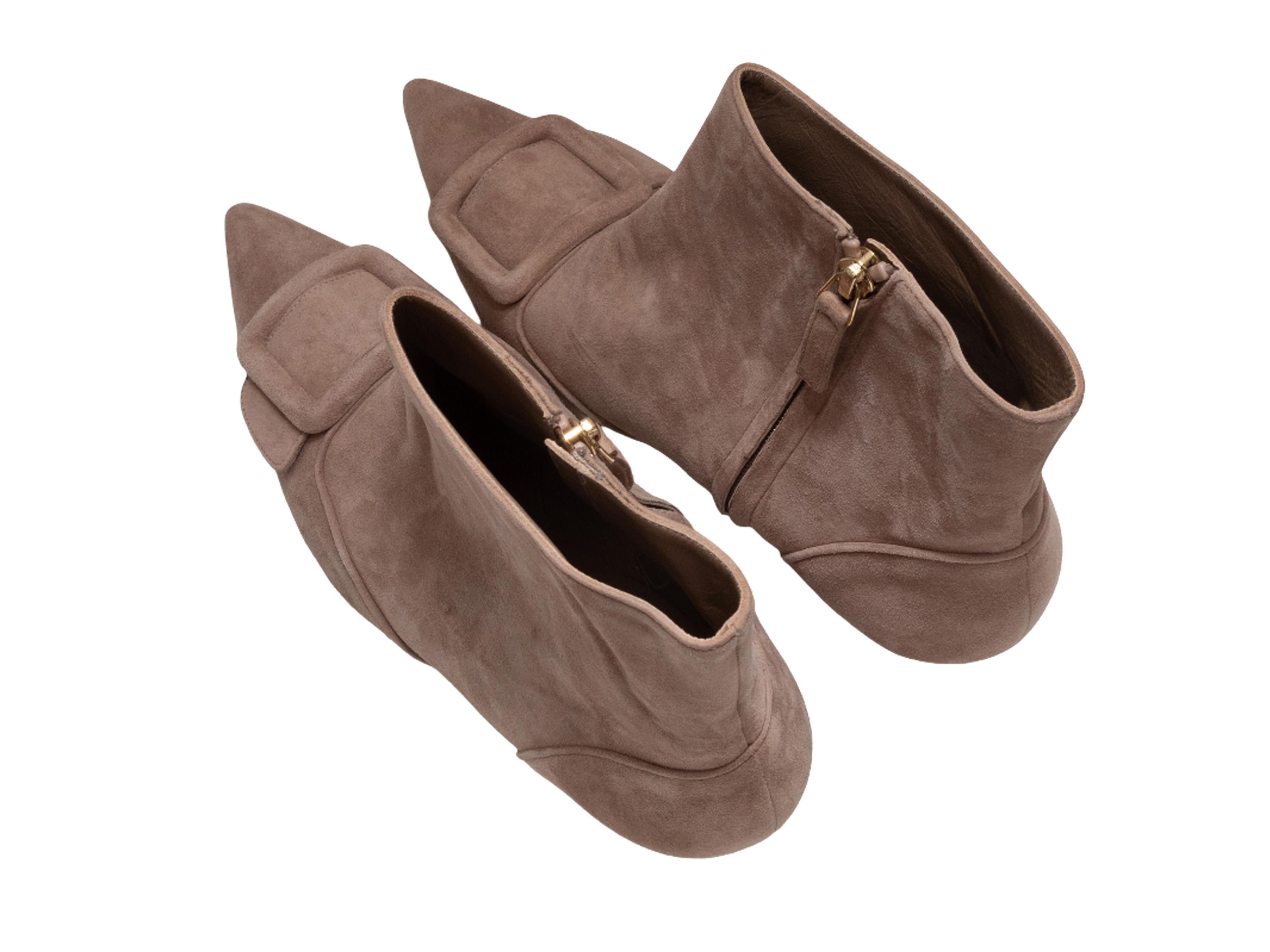Beige Stivaletti a punta in pelle scamosciata Manolo Blahnik beige misura 38,5 in vendita