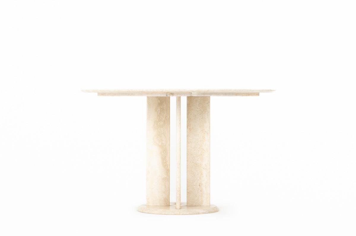 Dining table edited by Ligne Roset in the 70s
All in beige marble
Round top, round base 4 vertical feet in rectangular section
Diameter: 120 cm 
Can be used as a pedestal table / console table in an entrance or dining table
Some traces of use the top