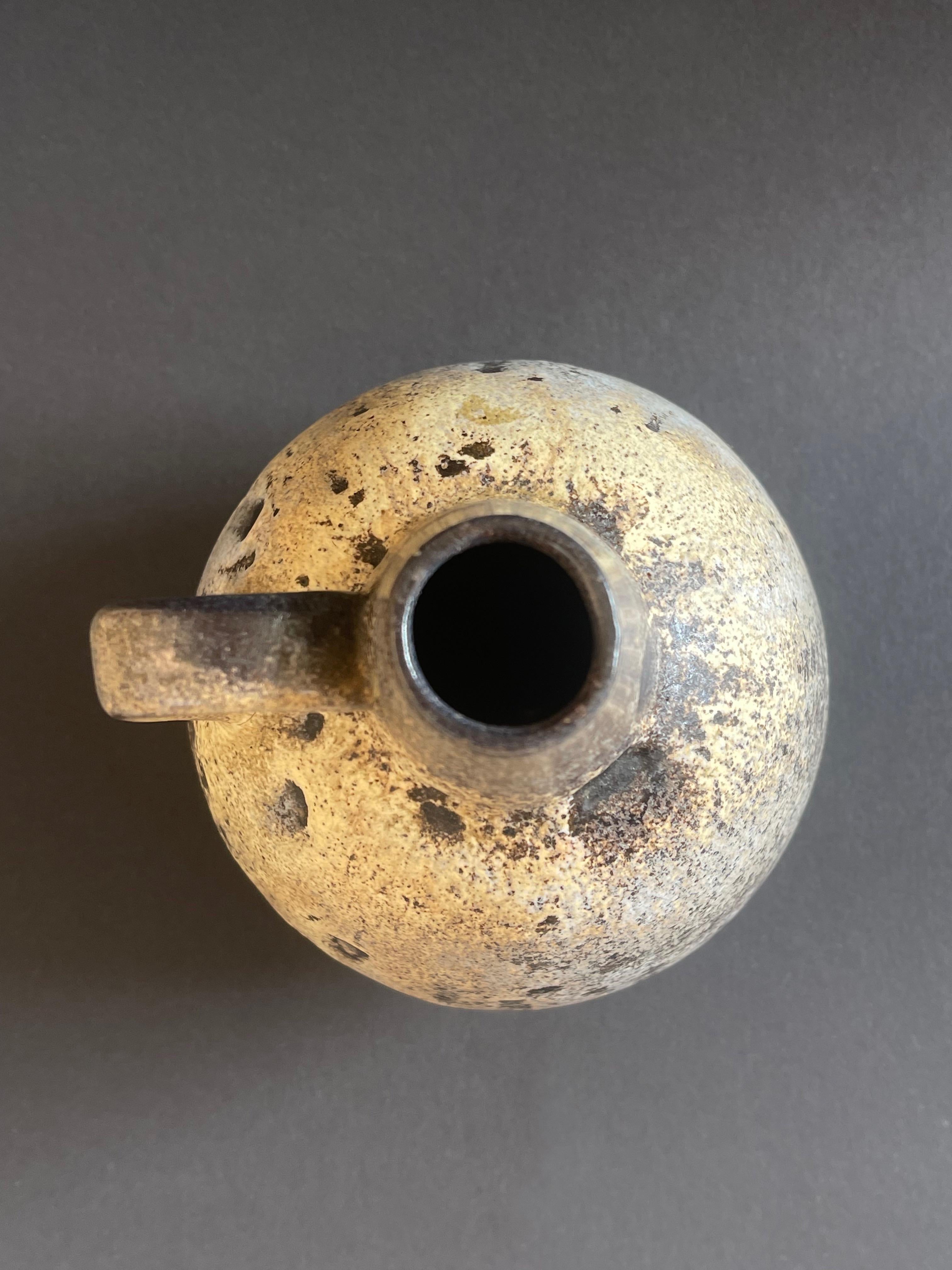 Jarrón de Lava Gorda Beige de Mediados de Siglo, Studio Ceramic by Ruscha 1970s, Alemania Occidental en Bastante bueno estado para la venta en Andernach, DE