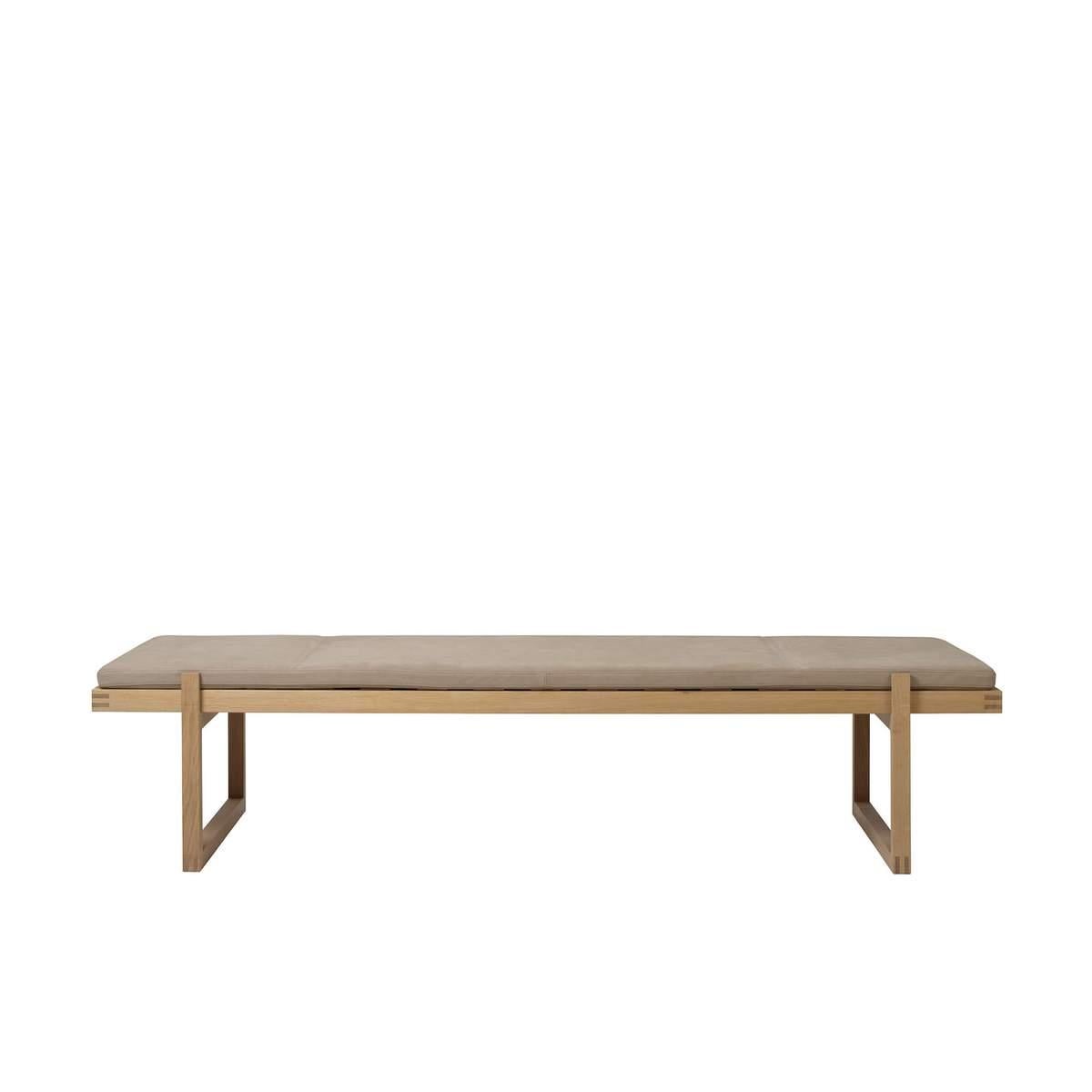 Beige Minimal daybed by Kristina Dam Studio.
Materials: Solid Oak with oil Treatment, Beige Linen. 
Also available in other colors.
Dimensions: 70 x 200 x h 44cm.

Minimal Daybed combines Japanese and Scandinavian minimal design in a coherent