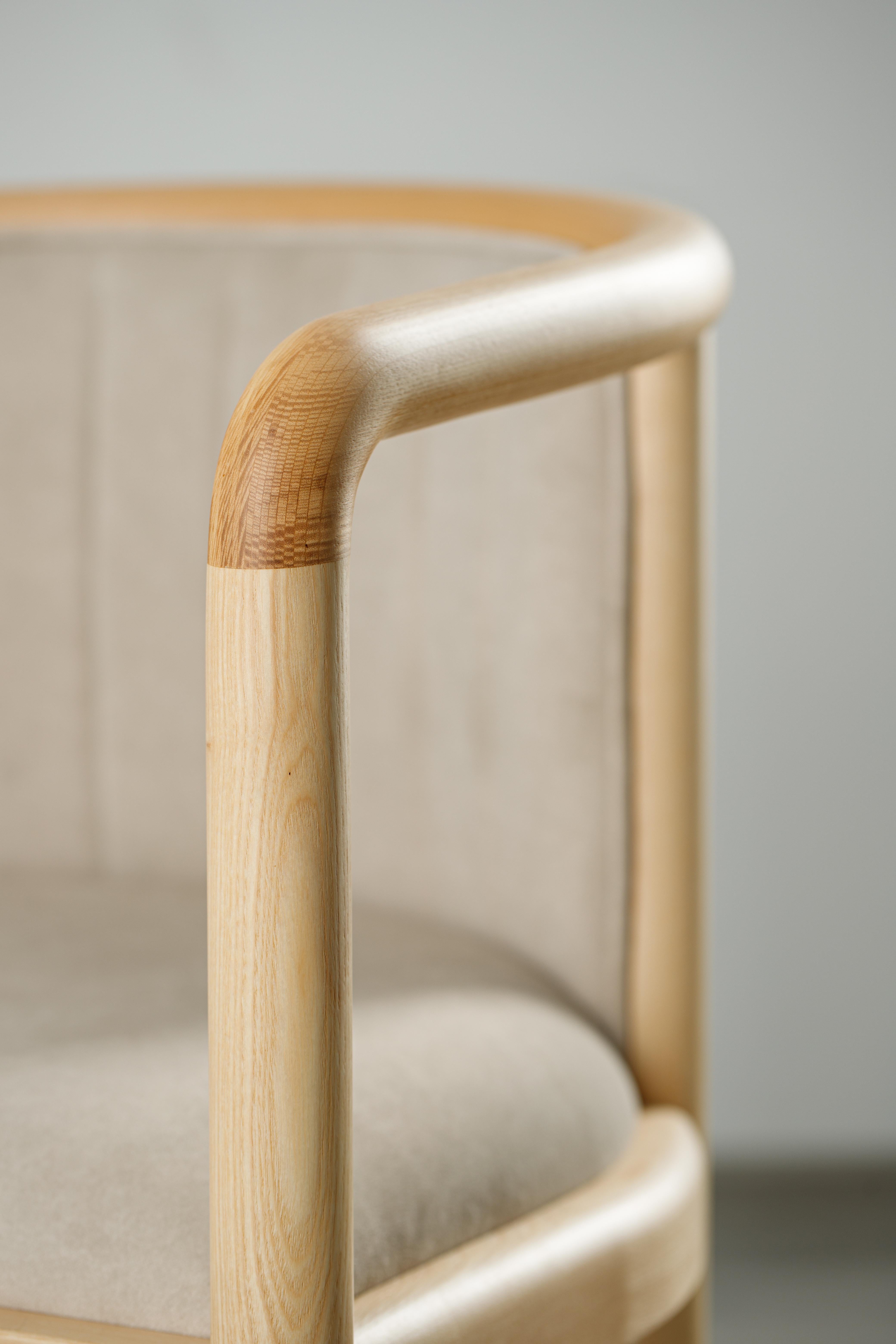 Mid-Century Modern Beige Modern Alton Solid Wood Dining Chair For Sale