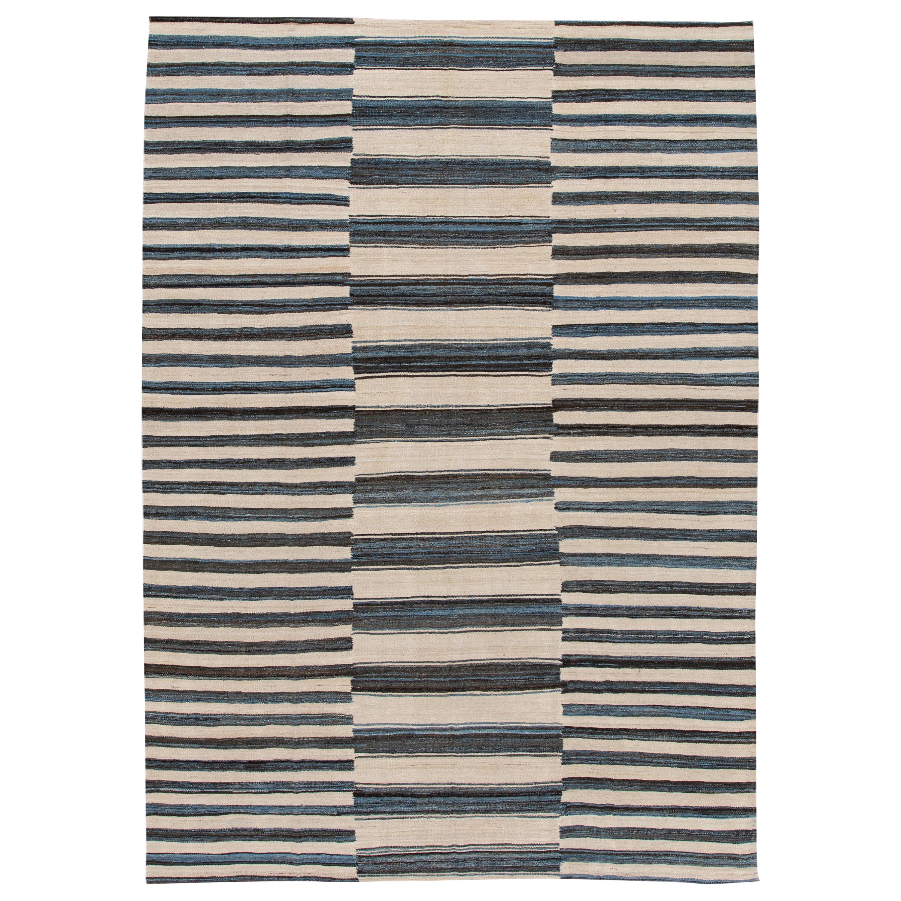 Modern Geometric FlatWeave Handmade Wool Rug For Sale at 1stDibs