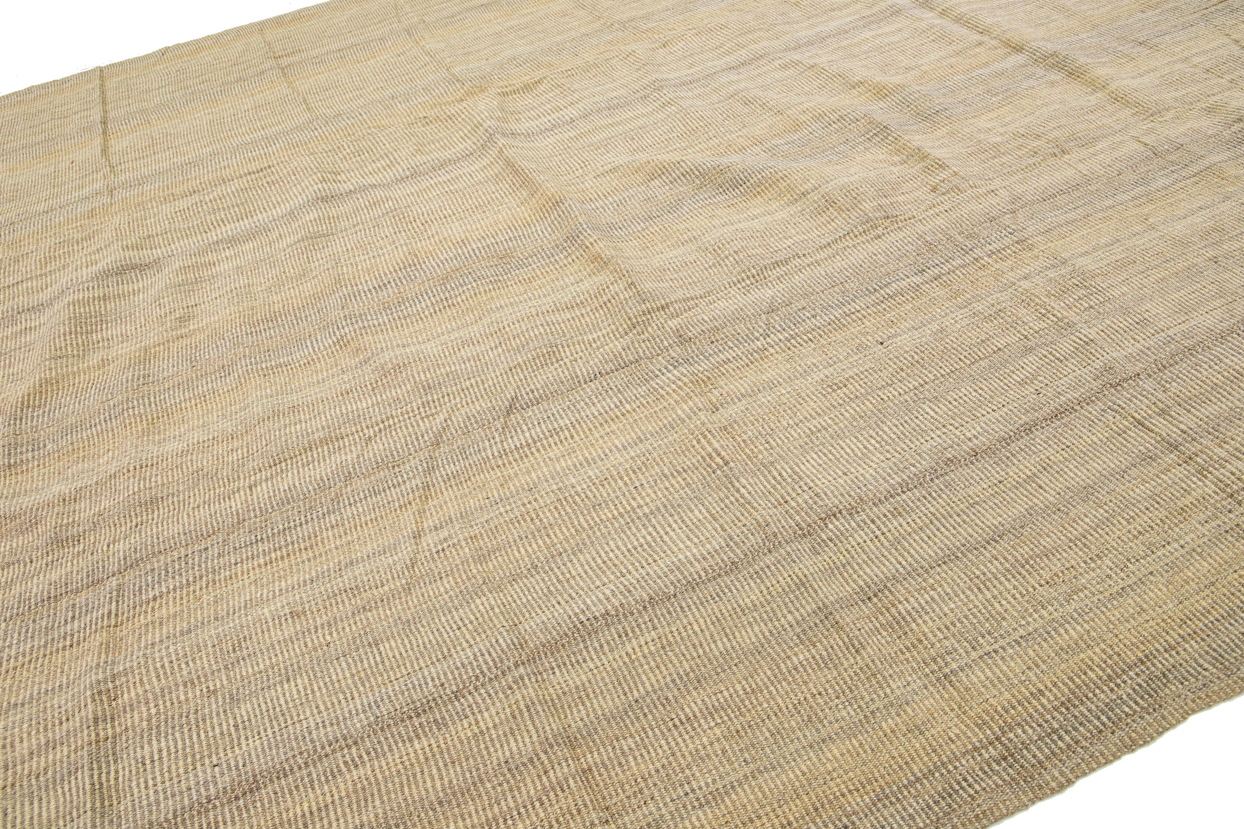 Kilim Beige Modern kilim Flatweave wool rug with Stripes Pattern  For Sale