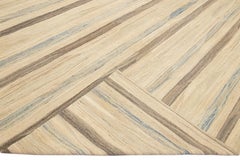 Moderner handgefertigter Flachgewebe-Wollteppich mit gestreiftem Muster in Beige aus Kelim