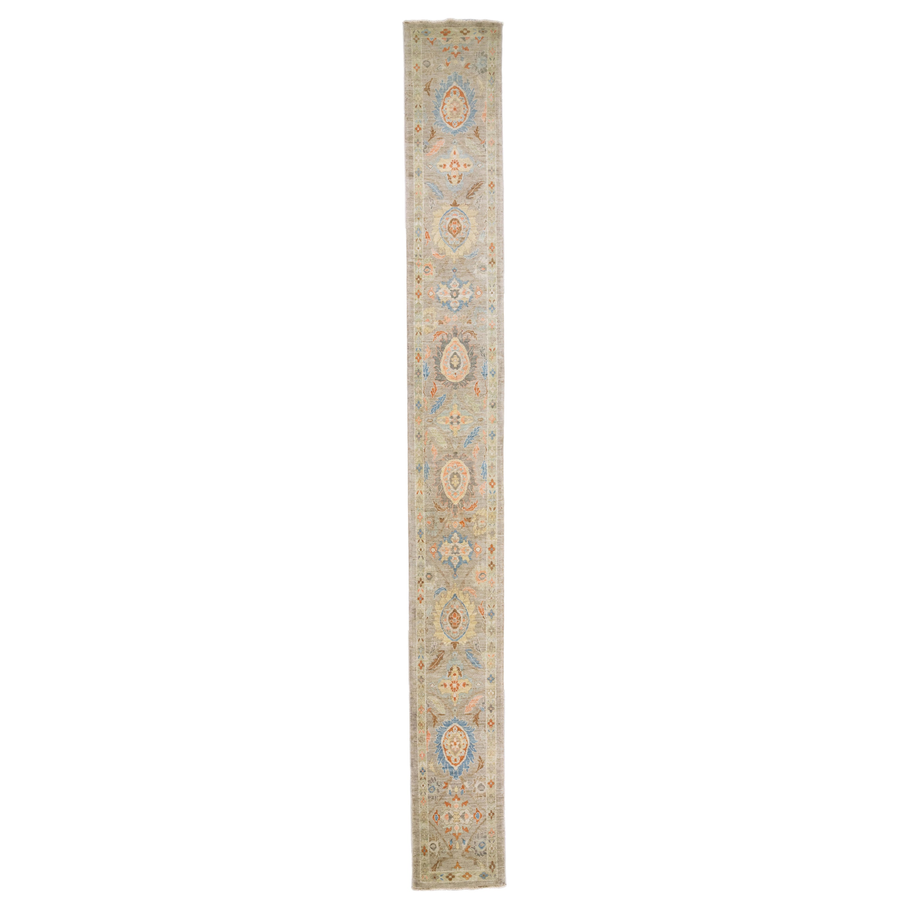 Tapis de couloir Mahal moderne en laine à fleurs beige fait à la main
