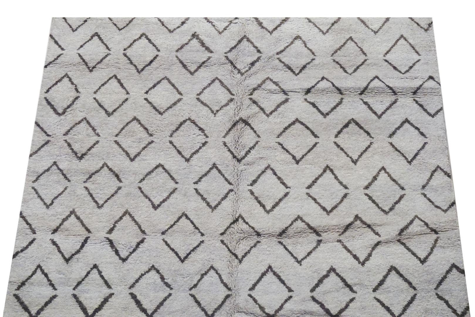 Hand-Knotted Beige Modern Moroccan For Sale