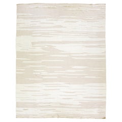 Tappeto in lana oversize astratto fatto a mano in stile marocchino moderno beige di Apadana