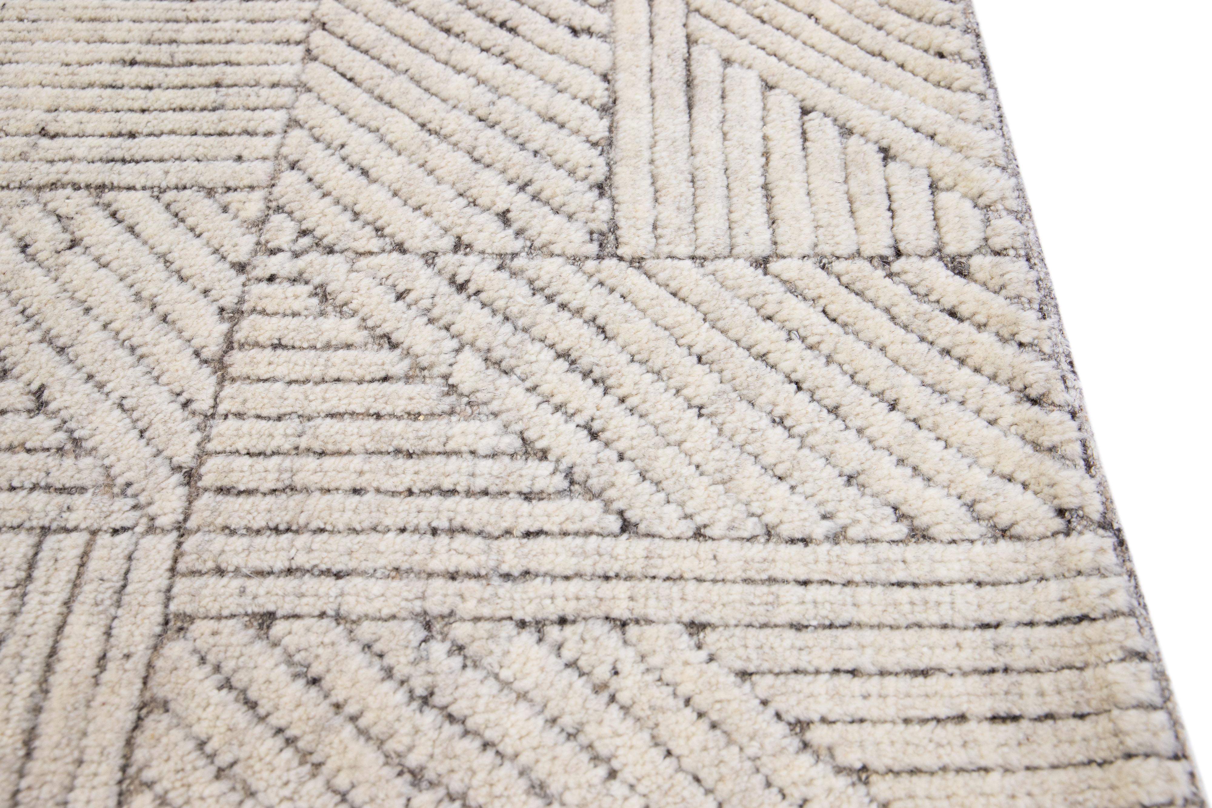 Indian Beige Modern Moroccan Style Handmade Custom Wool Rug For Sale