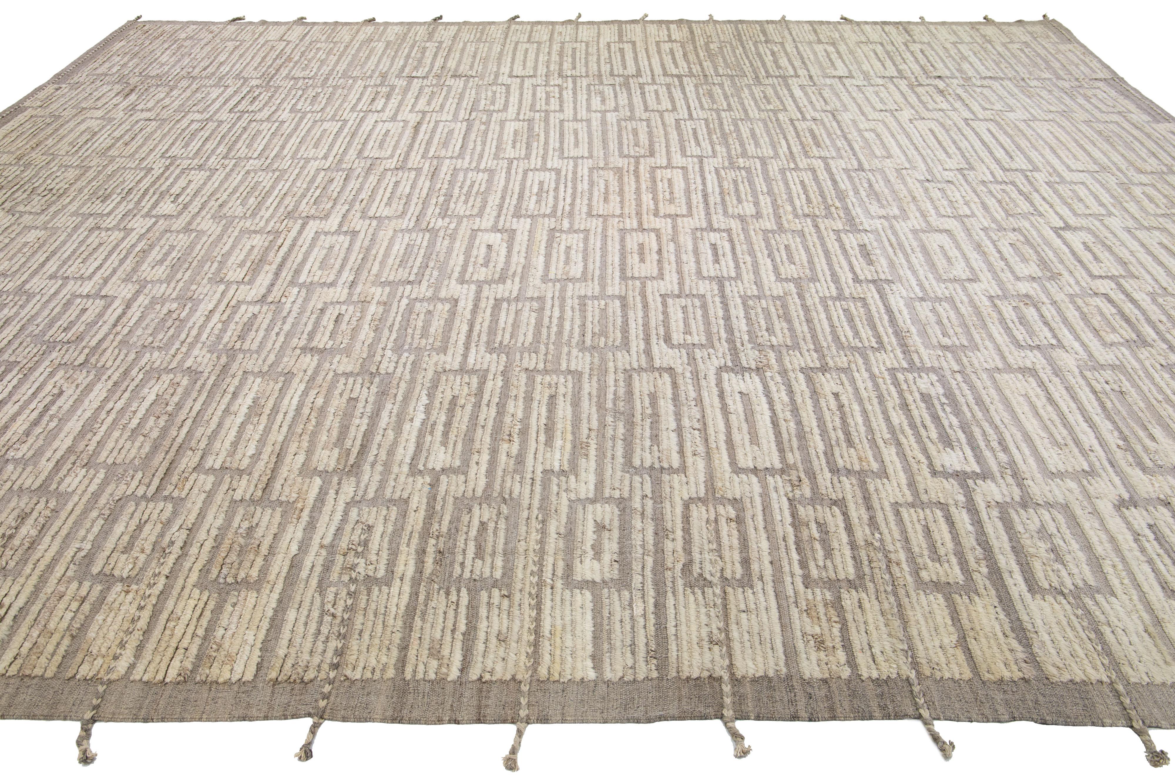 Beige Modern Moroccan Style Handmade Geometric Wool Rug In New Condition For Sale In Norwalk, CT
