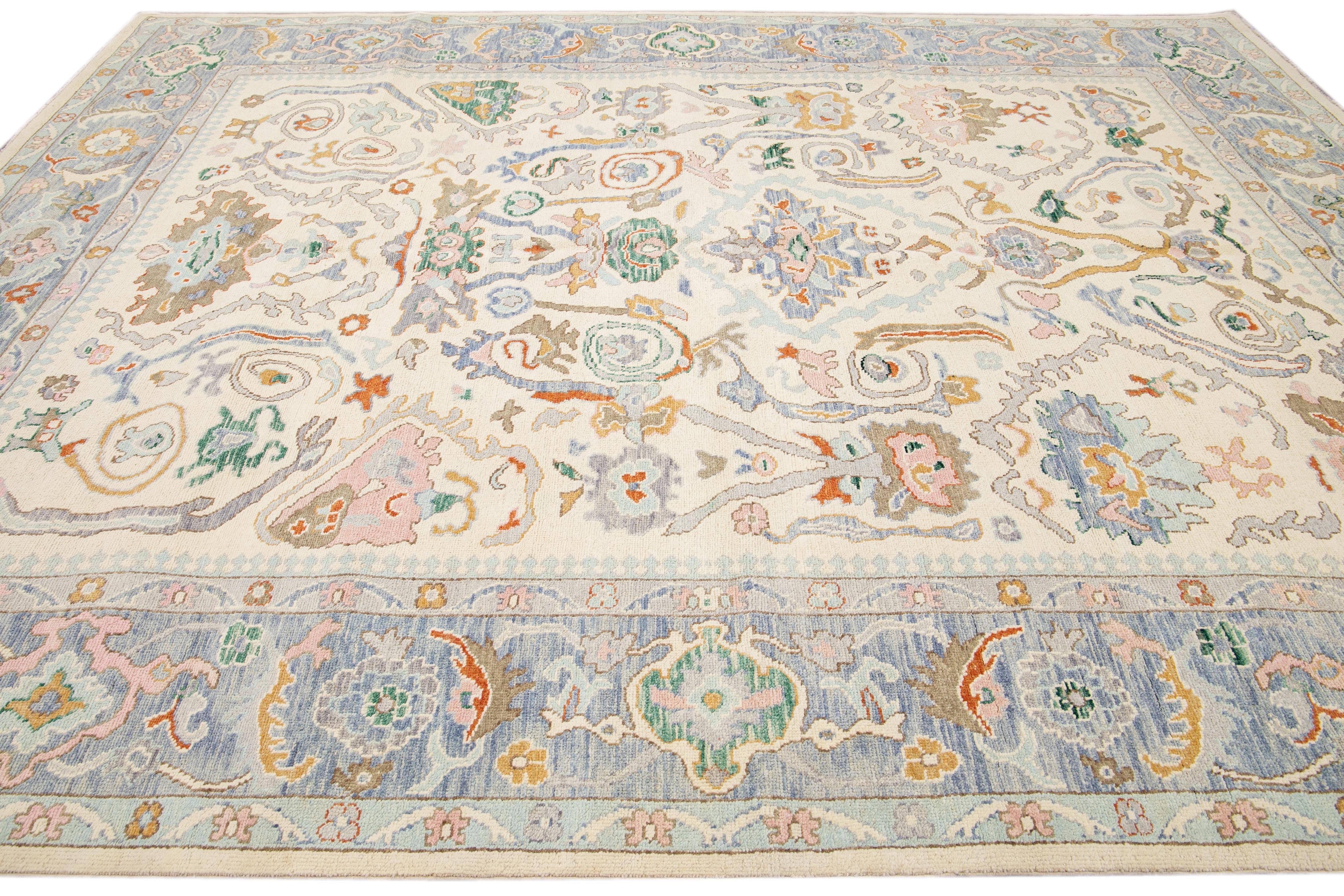 Beige Modern Oushak Handmade Floral Pattern Wool Rug In New Condition For Sale In Norwalk, CT