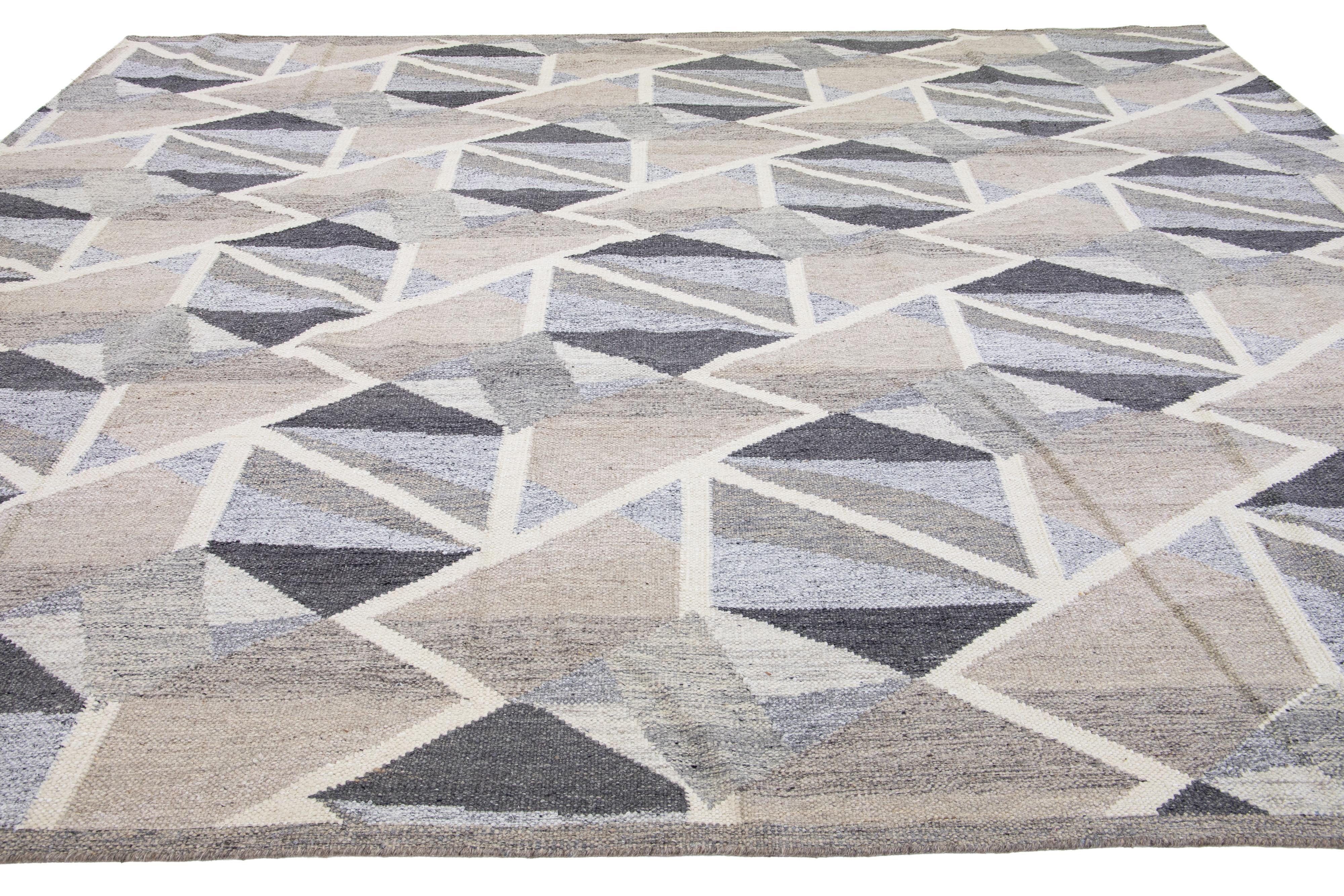 Indian Beige Modern Swedish Style Handmade Wool Rug With Abstract Design For Sale