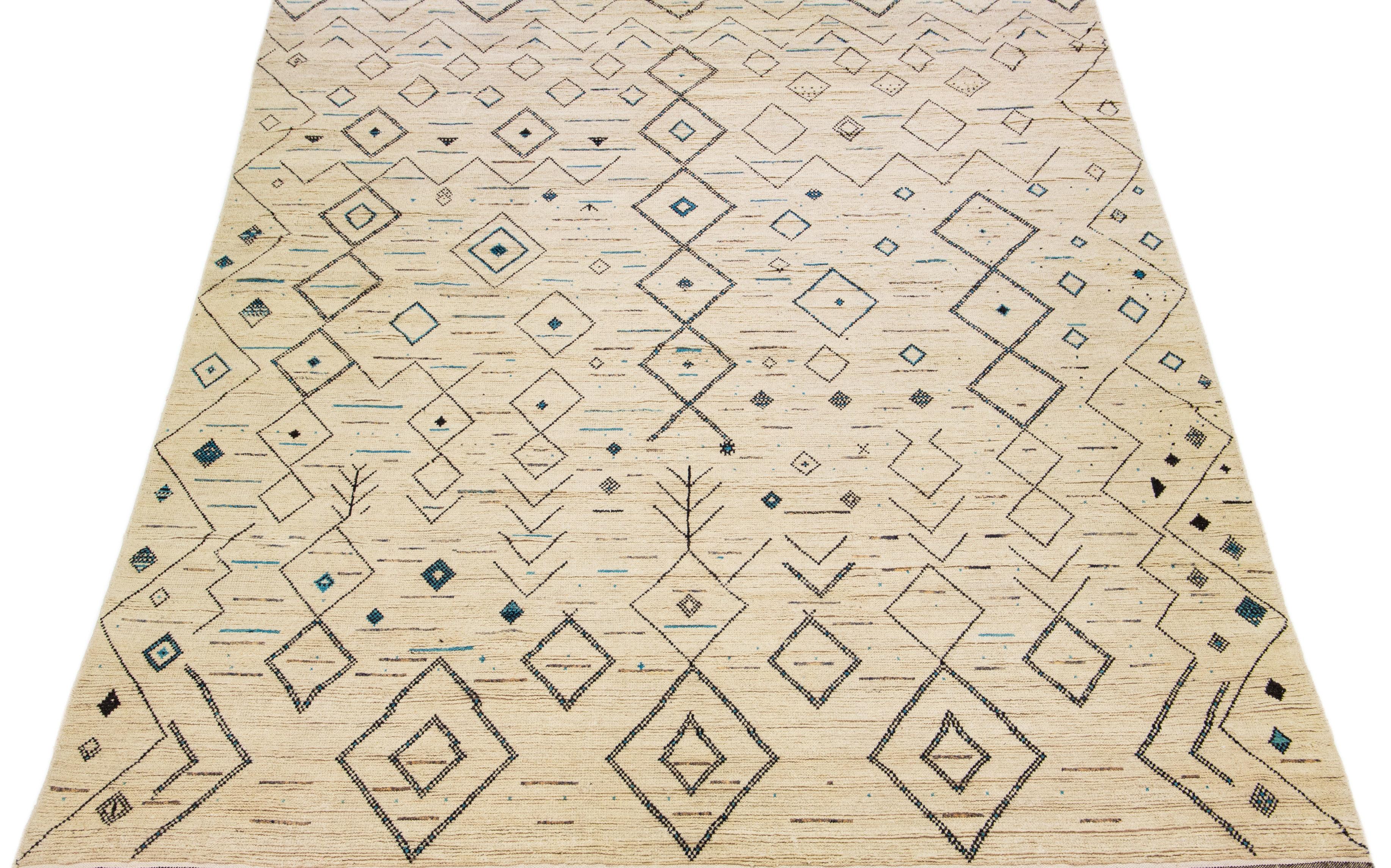 Hand-Knotted Beige Moroccan Berber Style Handmade Geometric Wool Rug For Sale