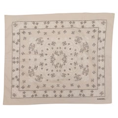 Bandana Estampada Chanel CC Beige y Multicolor