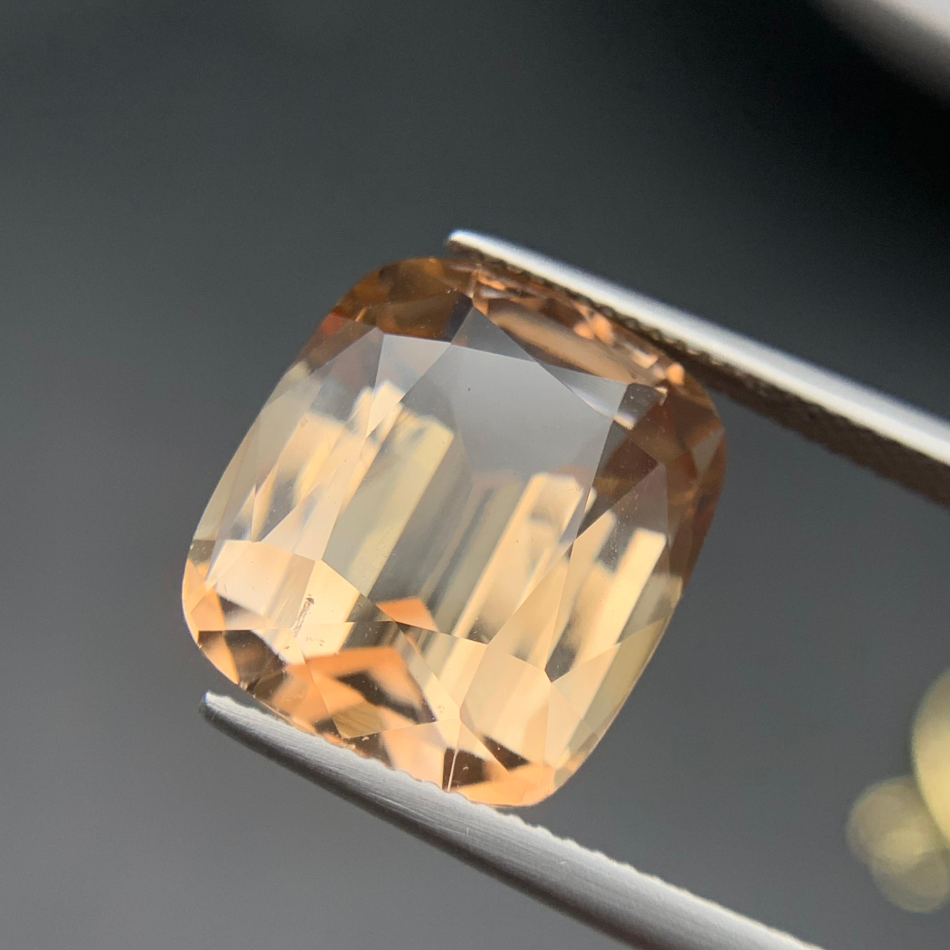 Beige Topacio Natural Collar Colgante Piedra suelta 19,85 Ct Cushion Cut-Joyería en venta 2