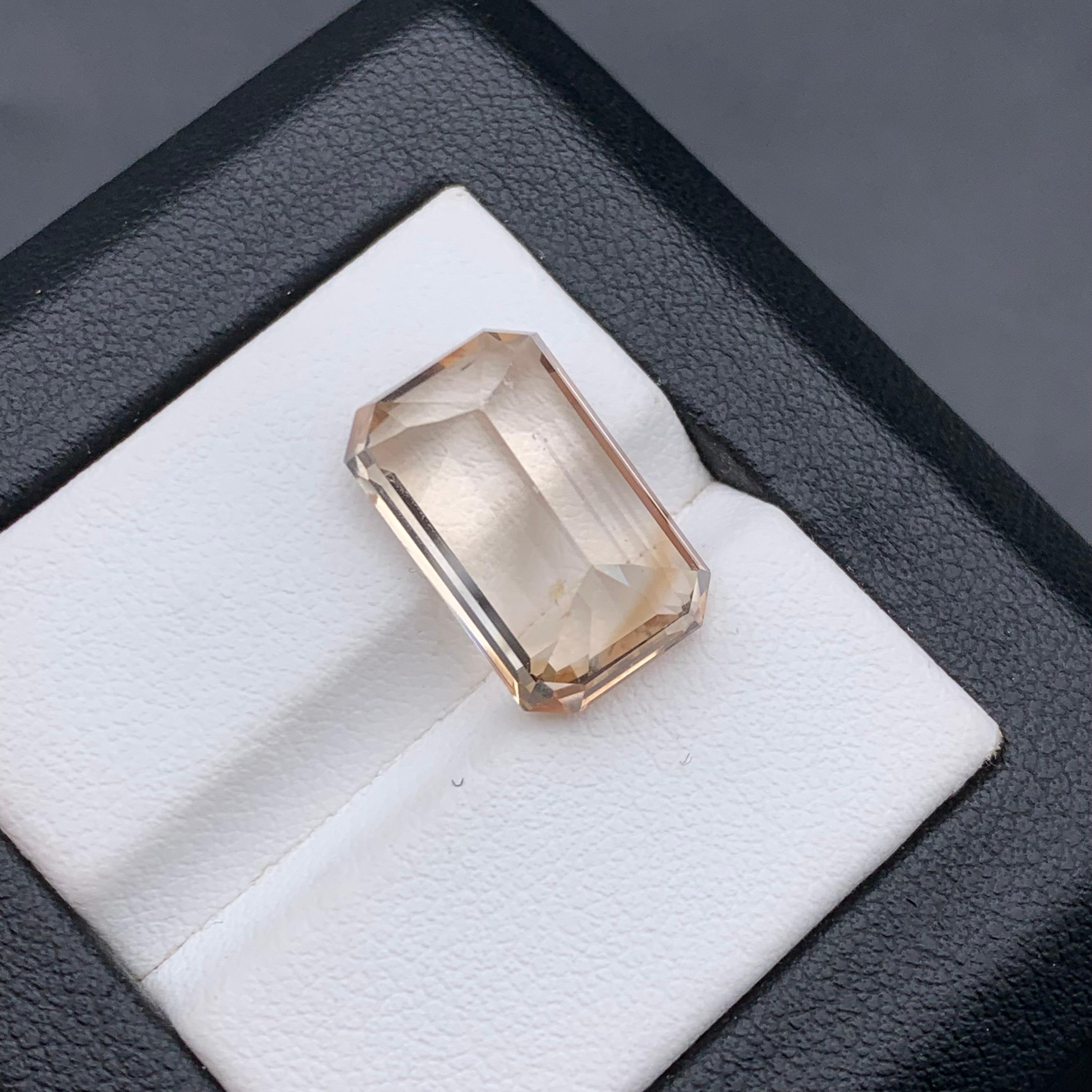 Beige natürlicher Topas Ring Anhänger loser Edelstein 12.80Ct Smaragdschliff für Schmuck im Angebot 2