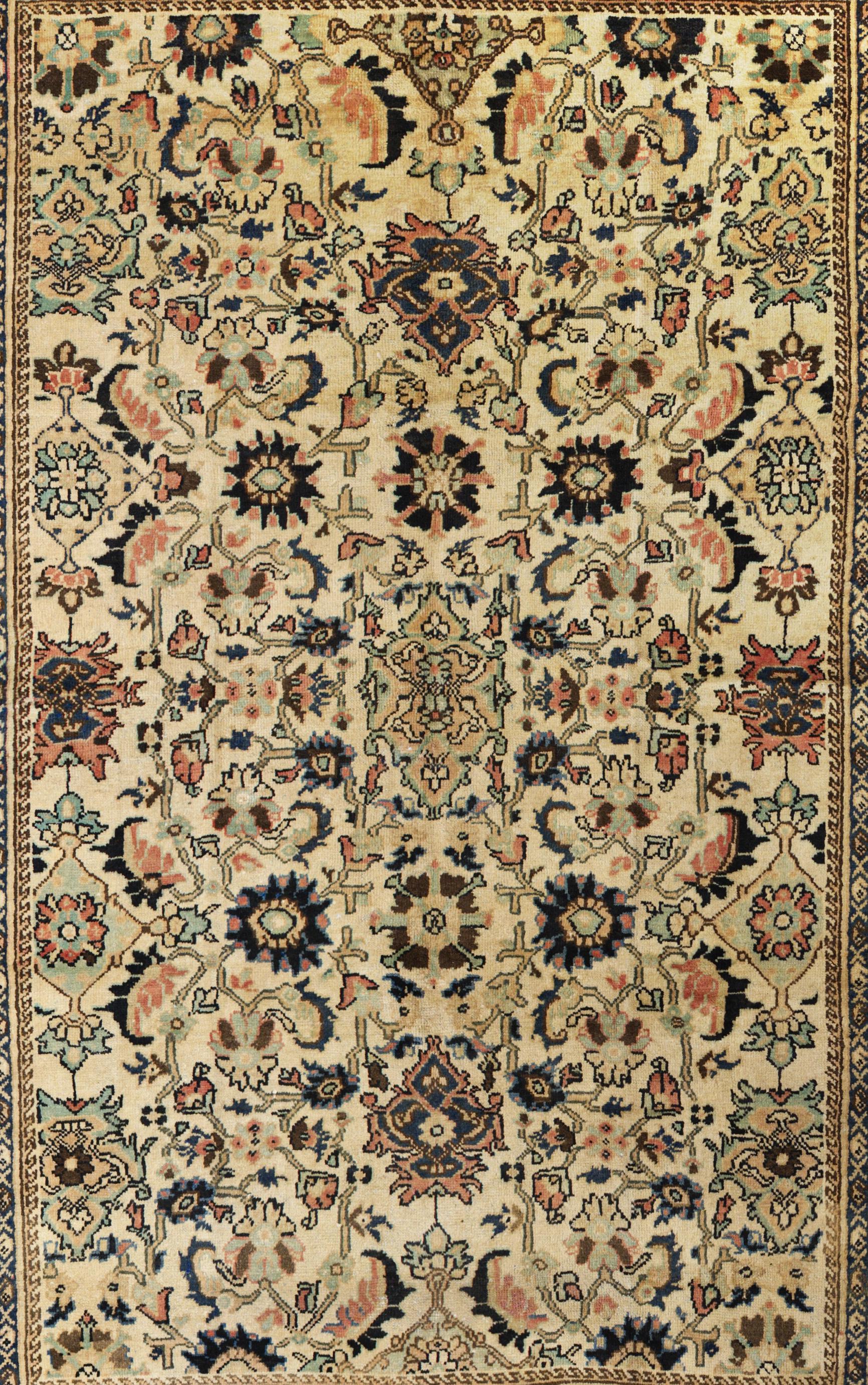 Beige Persian Wool Hand Knotted Rug 7 ft x 10 ft, Floral Harmony principios del siglo XX en venta
