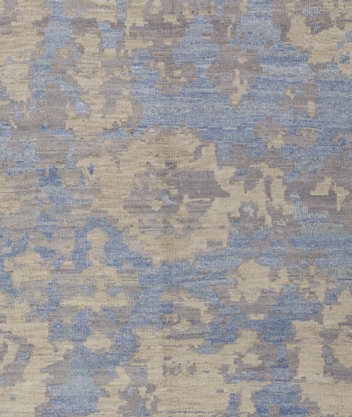 Beige Persian Wool Hand Knotted Rug 8 ft x 10 ft (Wolle) im Angebot