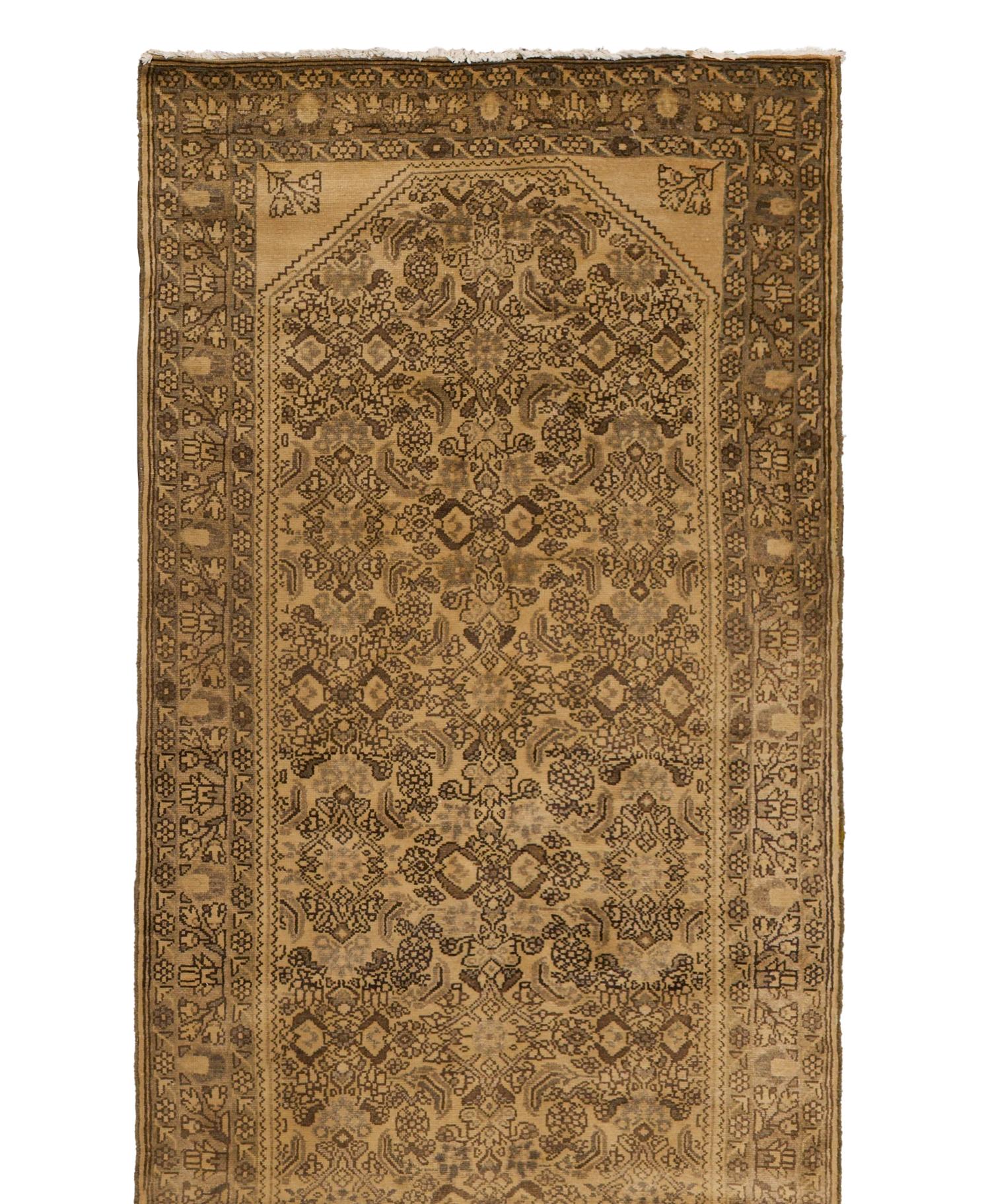Perse Beige Persian Wool Hand Knotted Runner 3 ft x 10 ft , Khaki Garden Tapestry en vente