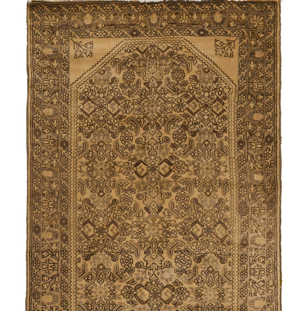 Laine Beige Persian Wool Hand Knotted Runner 3 ft x 10 ft , Khaki Garden Tapestry en vente