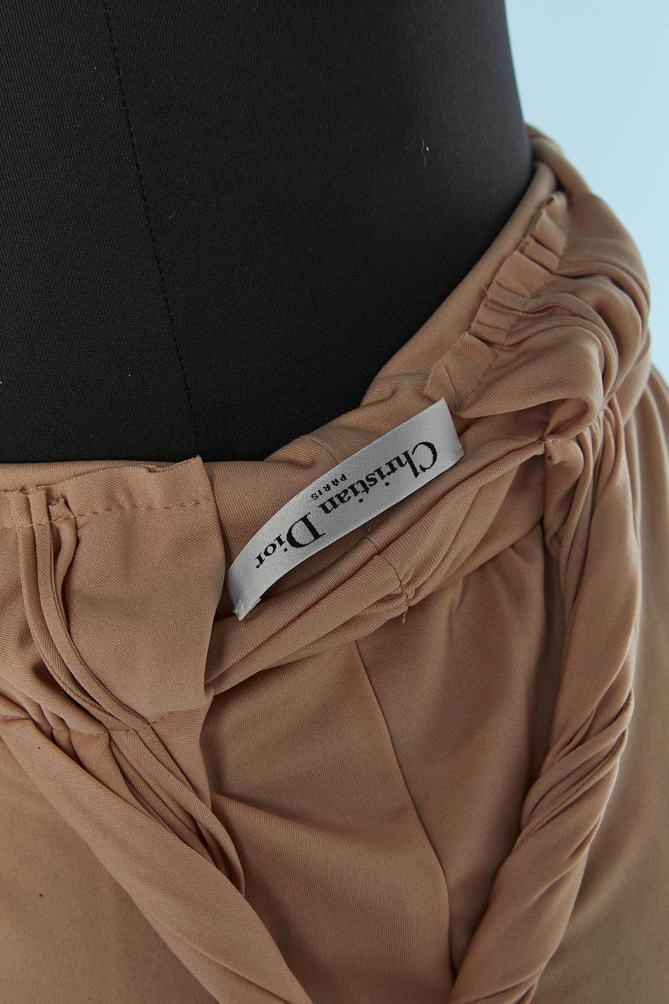 Beige-rosafarbener kurzer Jumpsuit aus Seidenjersey CHRISTIAN DIOR im Angebot 3