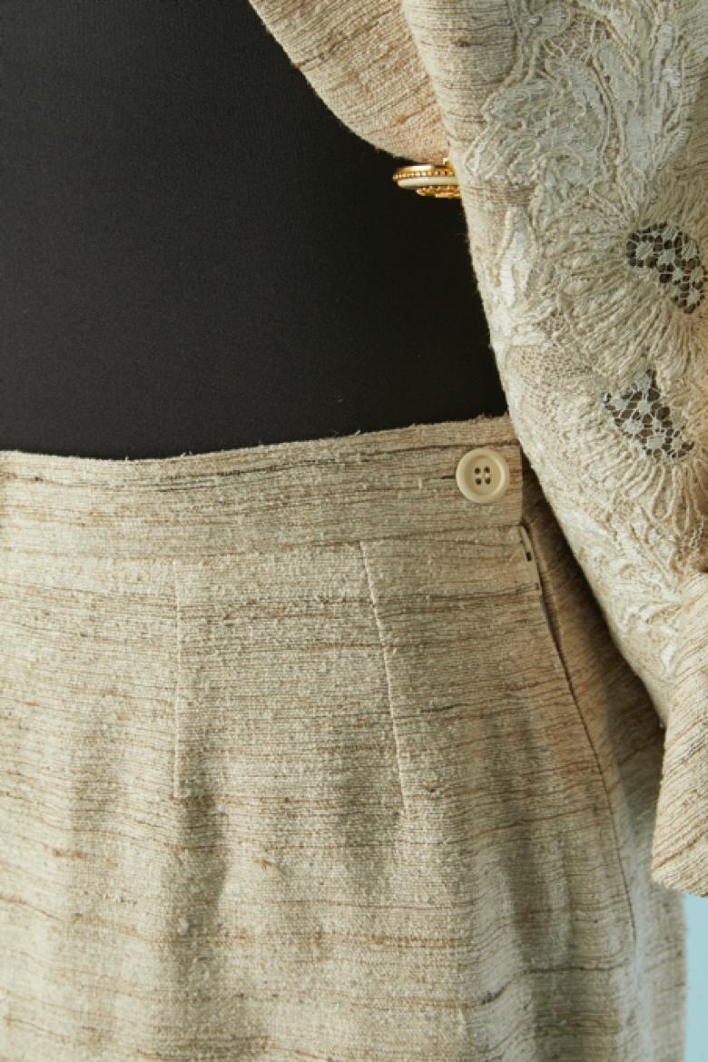 Abito con gonna in seta grezza beige con inserto in pizzo Jacques Fath in vendita 3