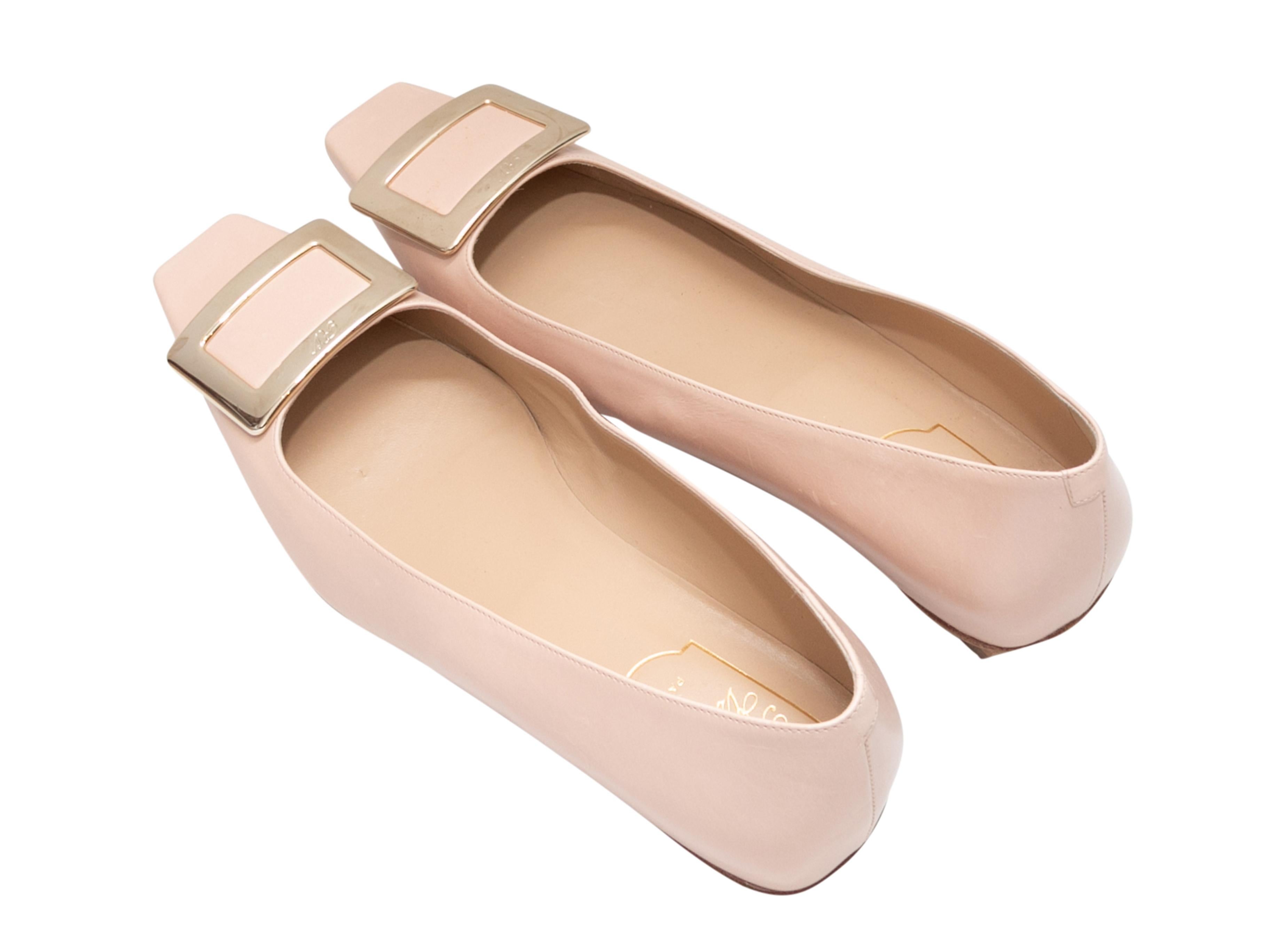 Beige Roger Vivier Belle Buckle Flats Size 40 In Good Condition In New York, NY